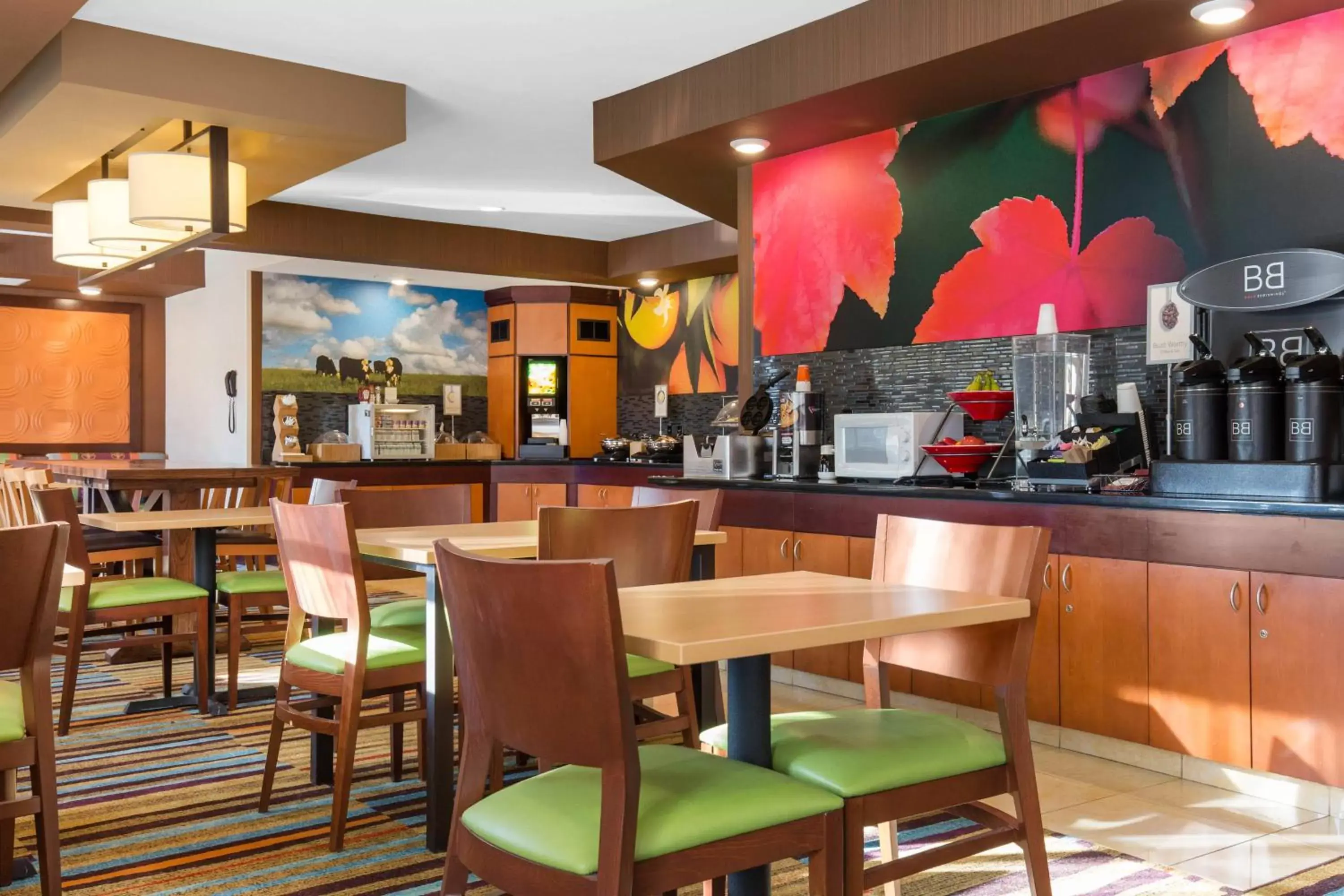 Breakfast, Restaurant/Places to Eat in Fairfield Inn & Suites St. Cloud