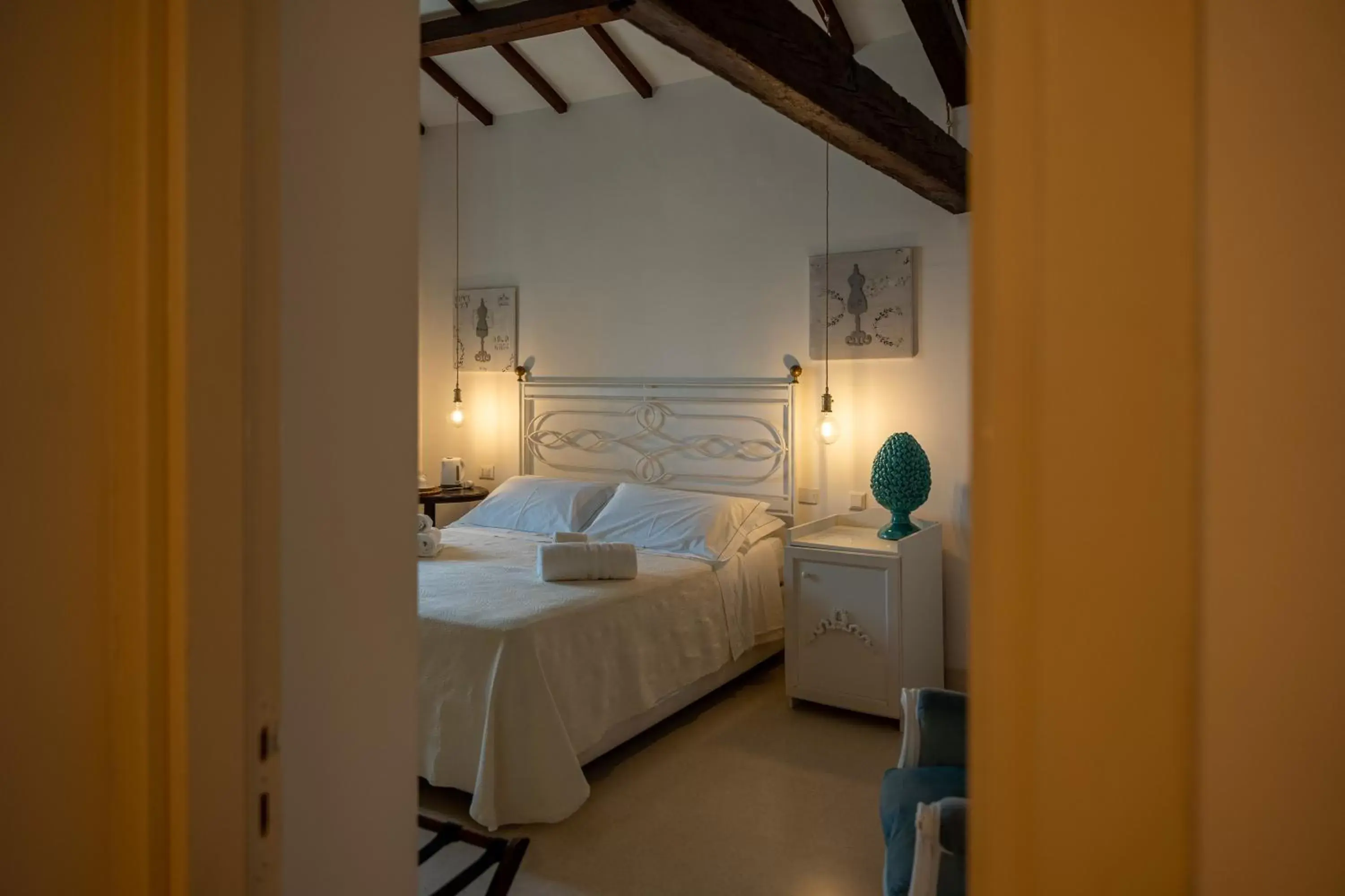 Bedroom, Bed in Palazzo De Mori