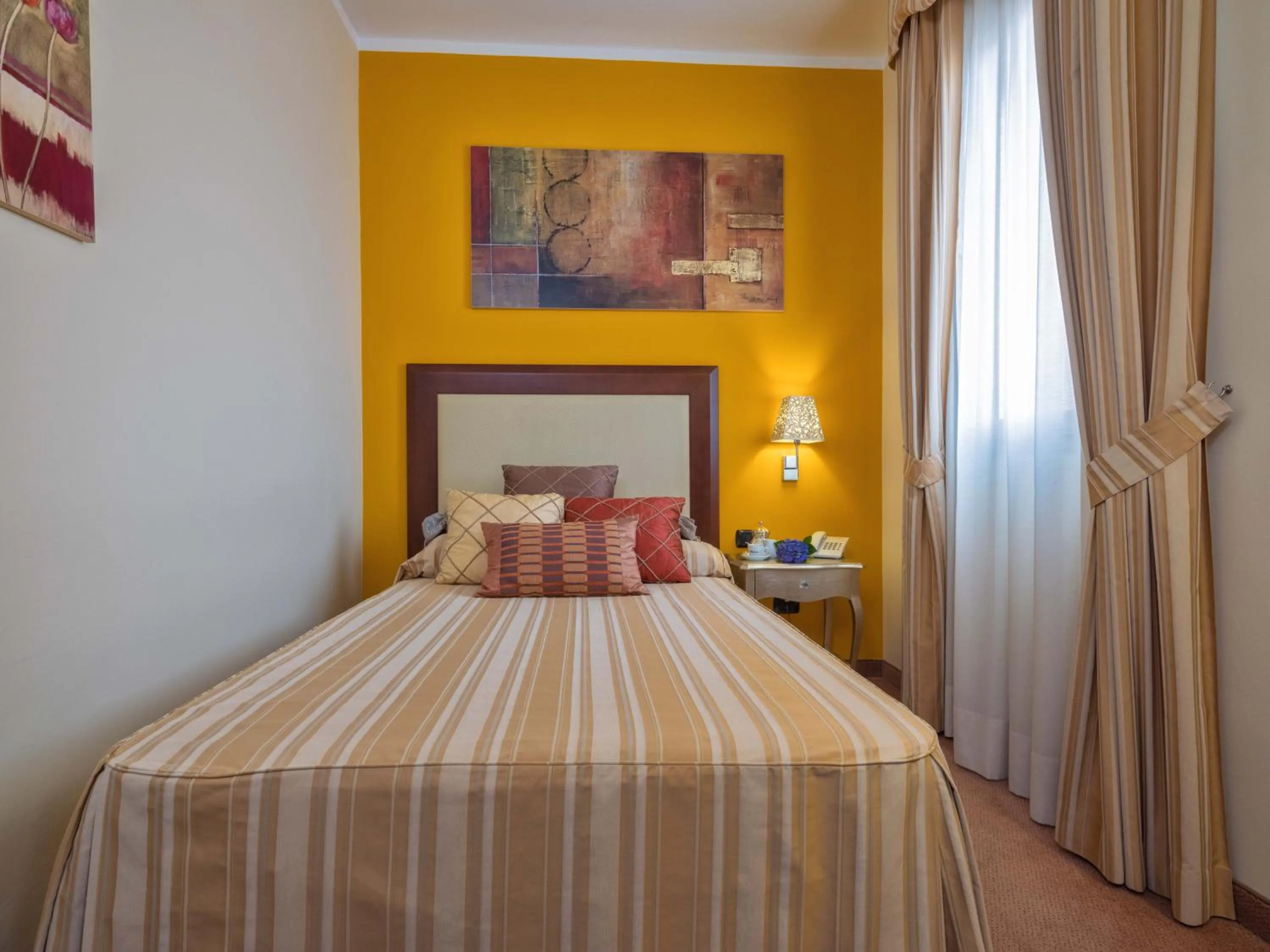 Bed in Hotel For You