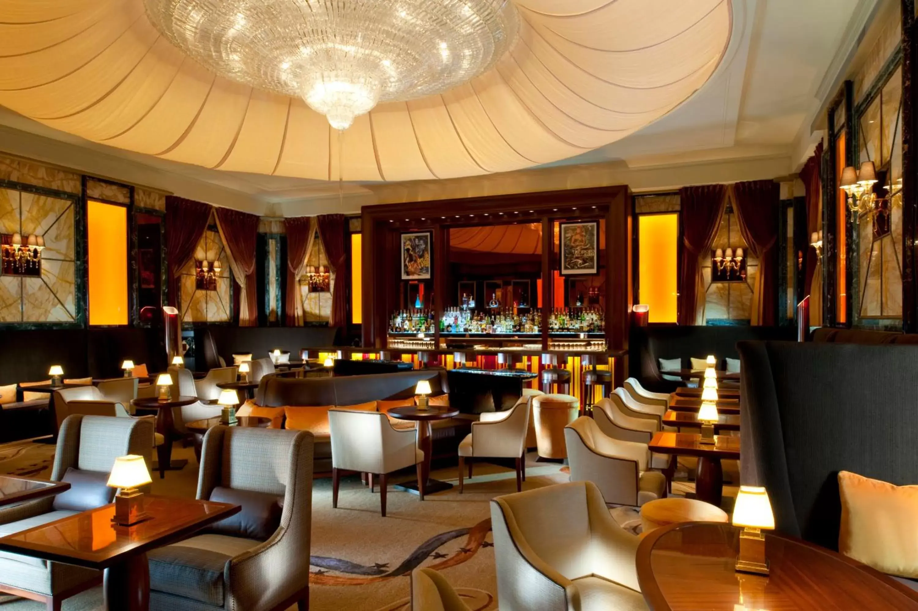 Lounge or bar, Lounge/Bar in Hotel Principe Di Savoia - Dorchester Collection
