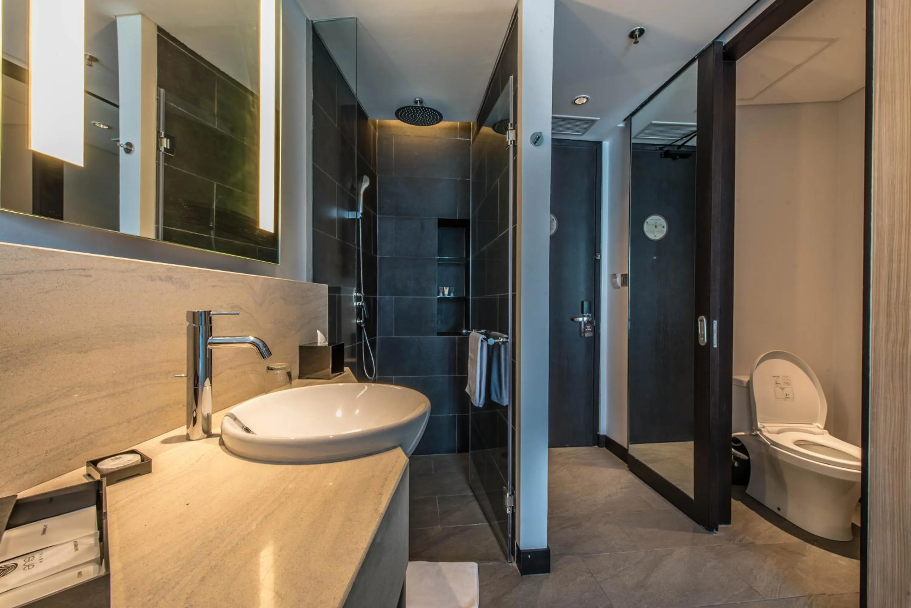 Bathroom in Enso Hotel