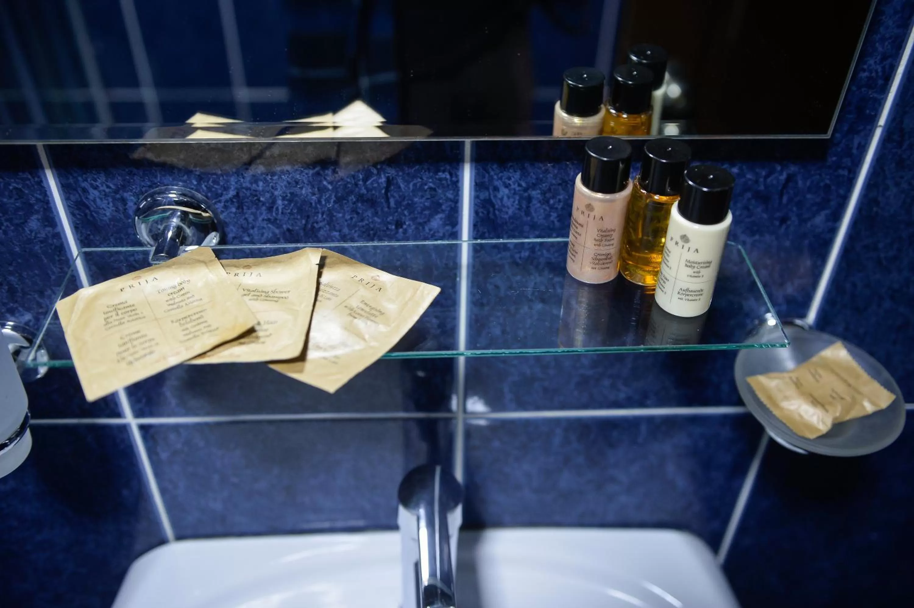 Bathroom in Aura Boutique Hotel