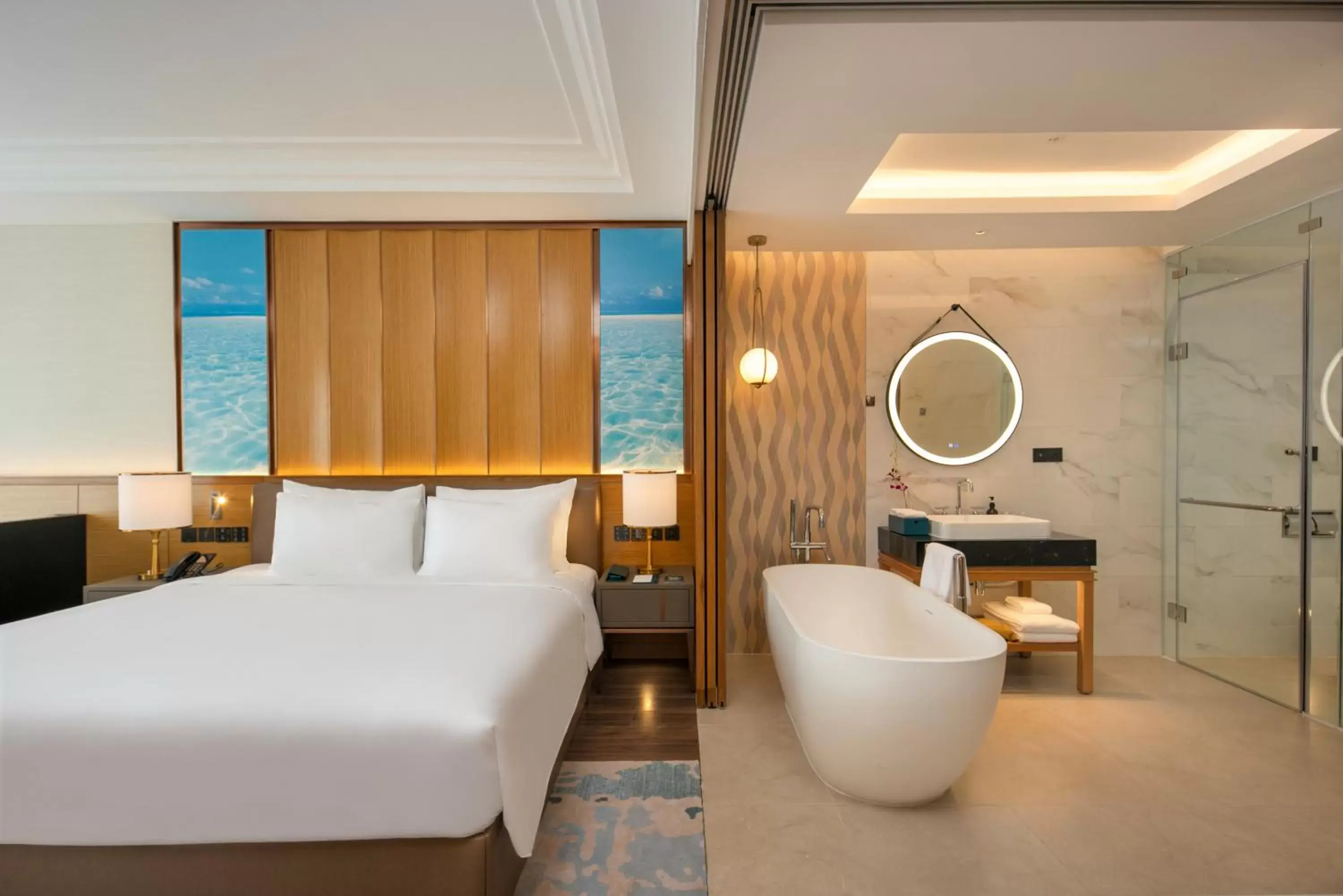 Bed, Bathroom in Grand Hyams Hotel - Quy Nhon Beach