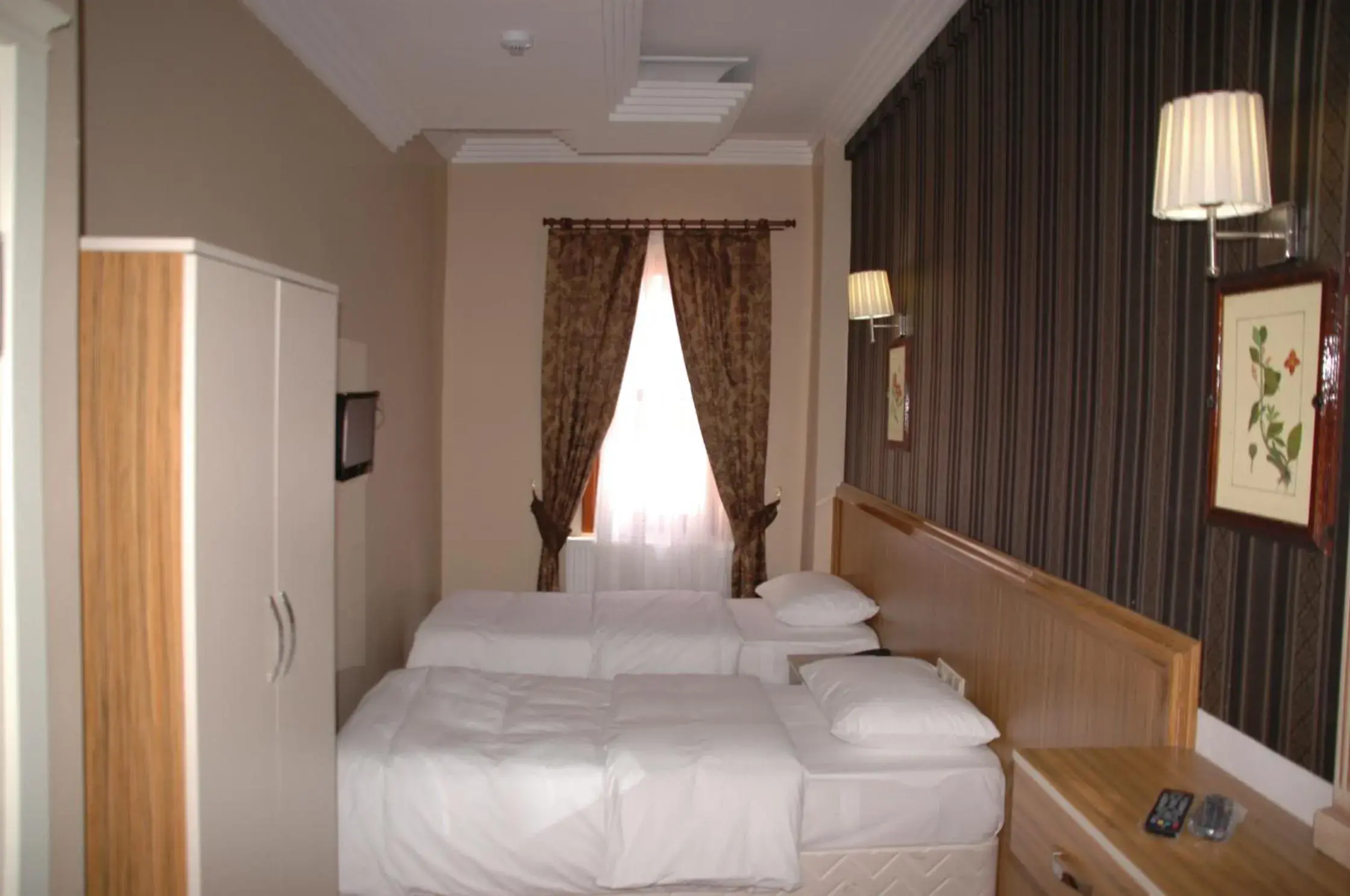 Bed in Ista Palace Hotel