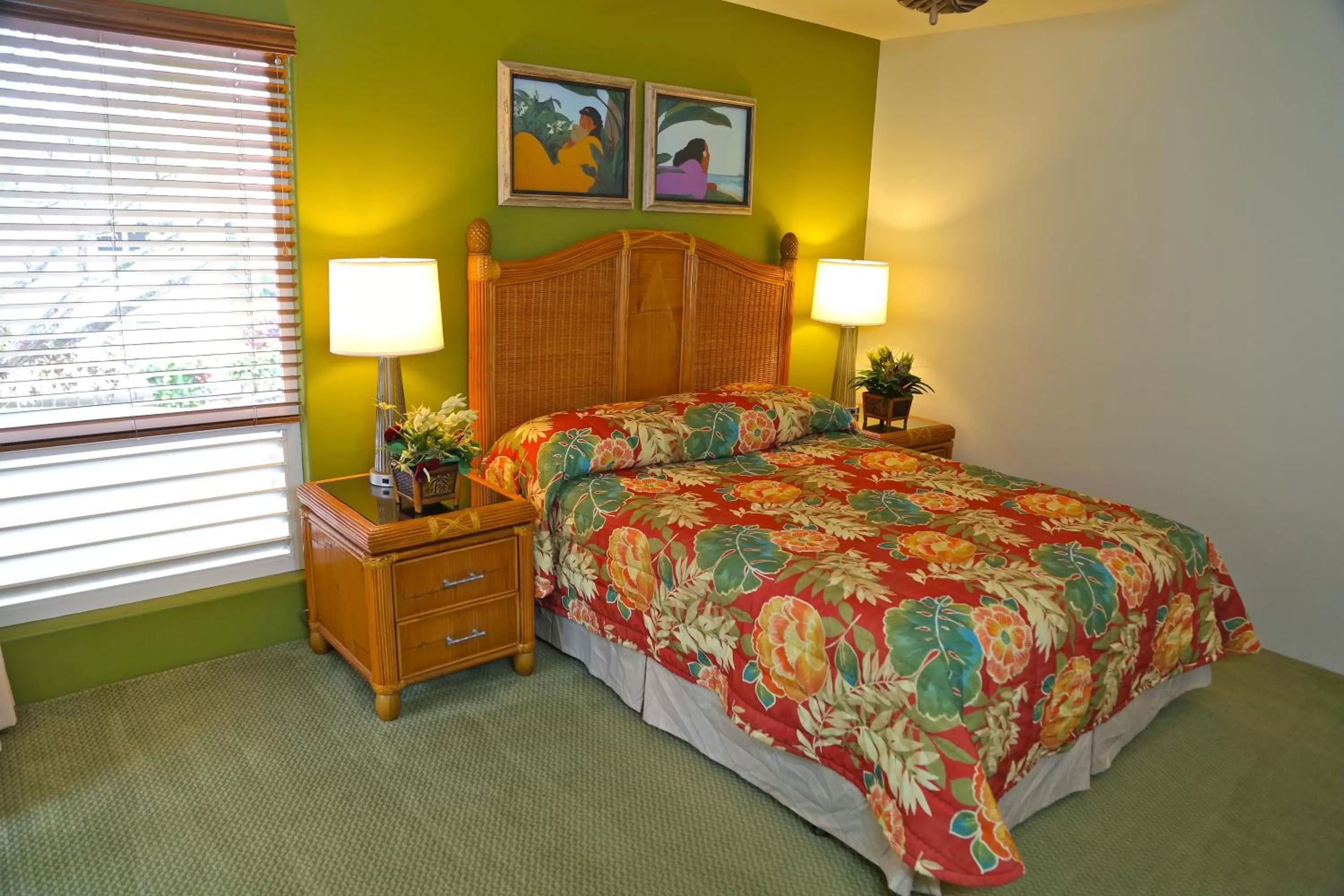 Photo of the whole room, Bed in Club Wyndham Bali Hai Villas