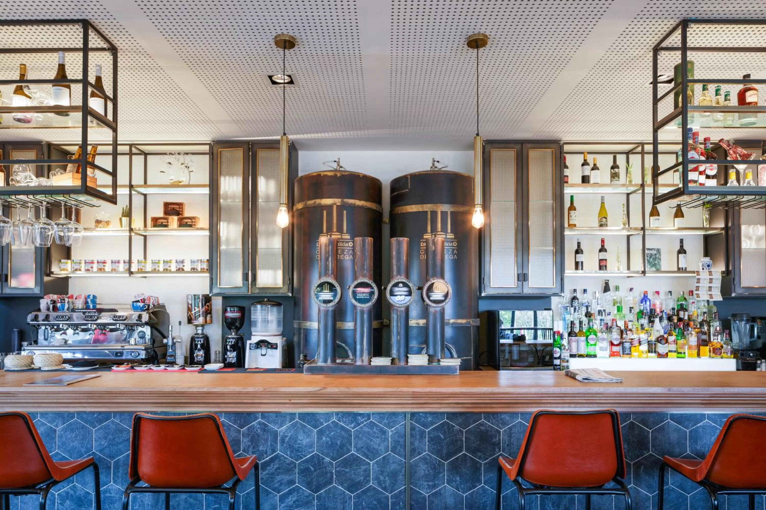 Lounge or bar in Ibis Styles A Coruna