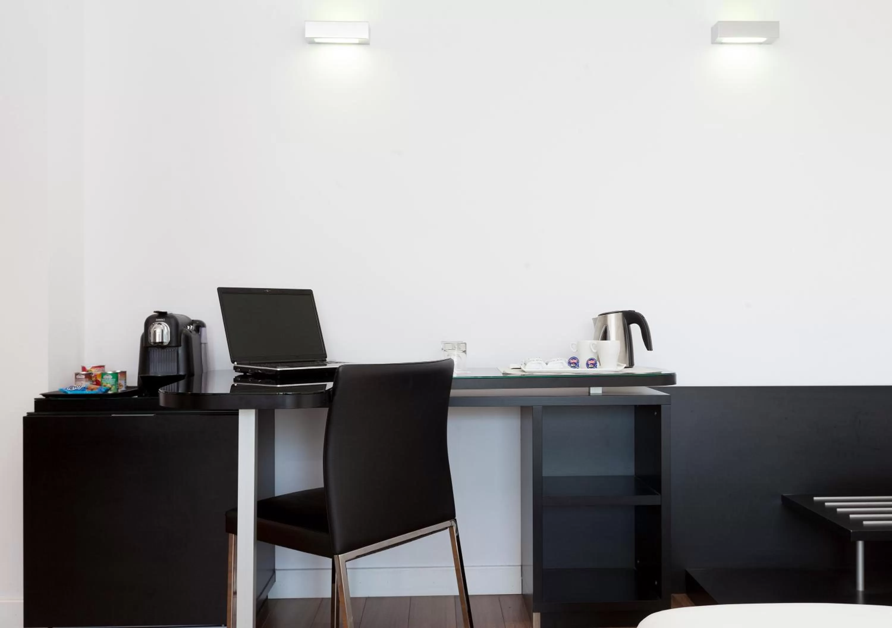 Seating area in Axor Barajas