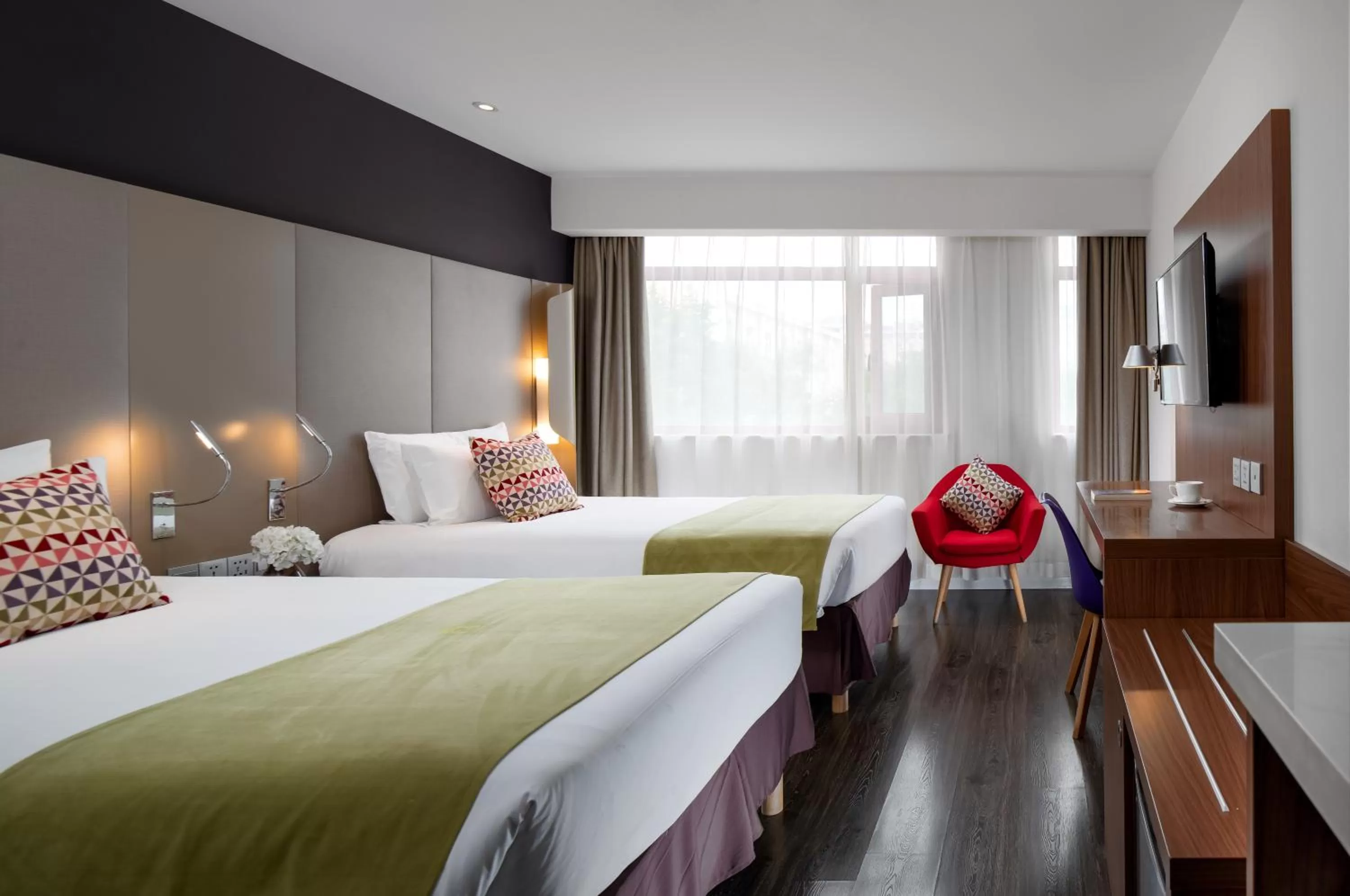 Photo of the whole room, Bed in Campanile Xi'an Bell Tower Huimin Street