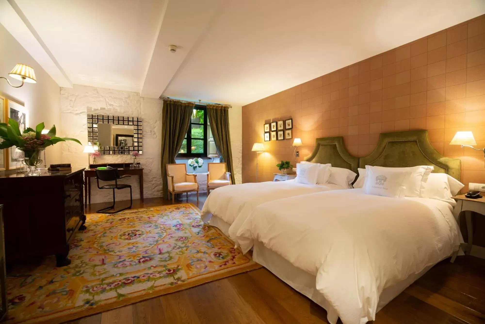 Decorative detail, Bed in A Quinta Da Auga Hotel Spa Relais & Chateaux