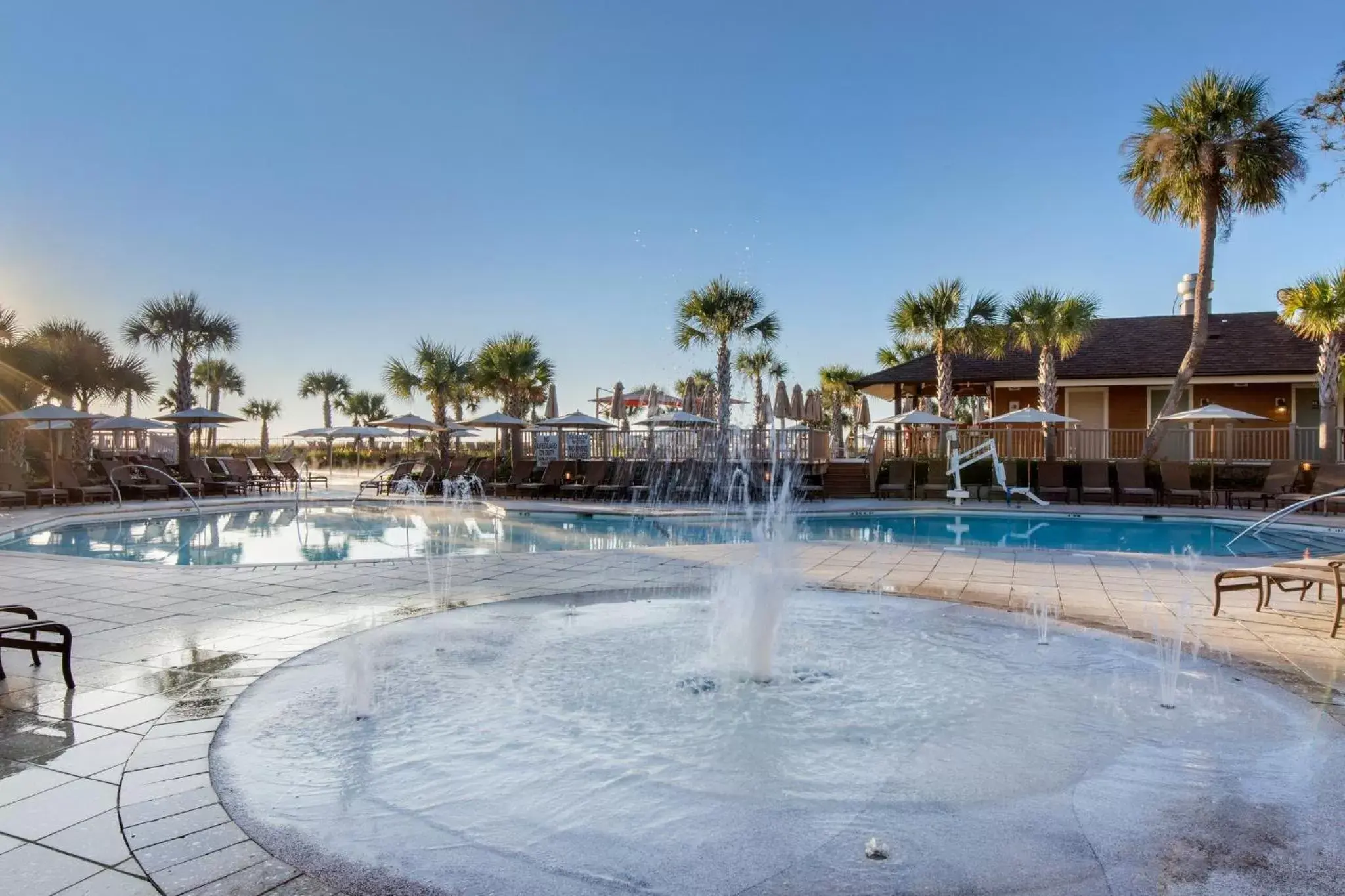 Swimming Pool in Omni Hilton Head Oceanfront Resort