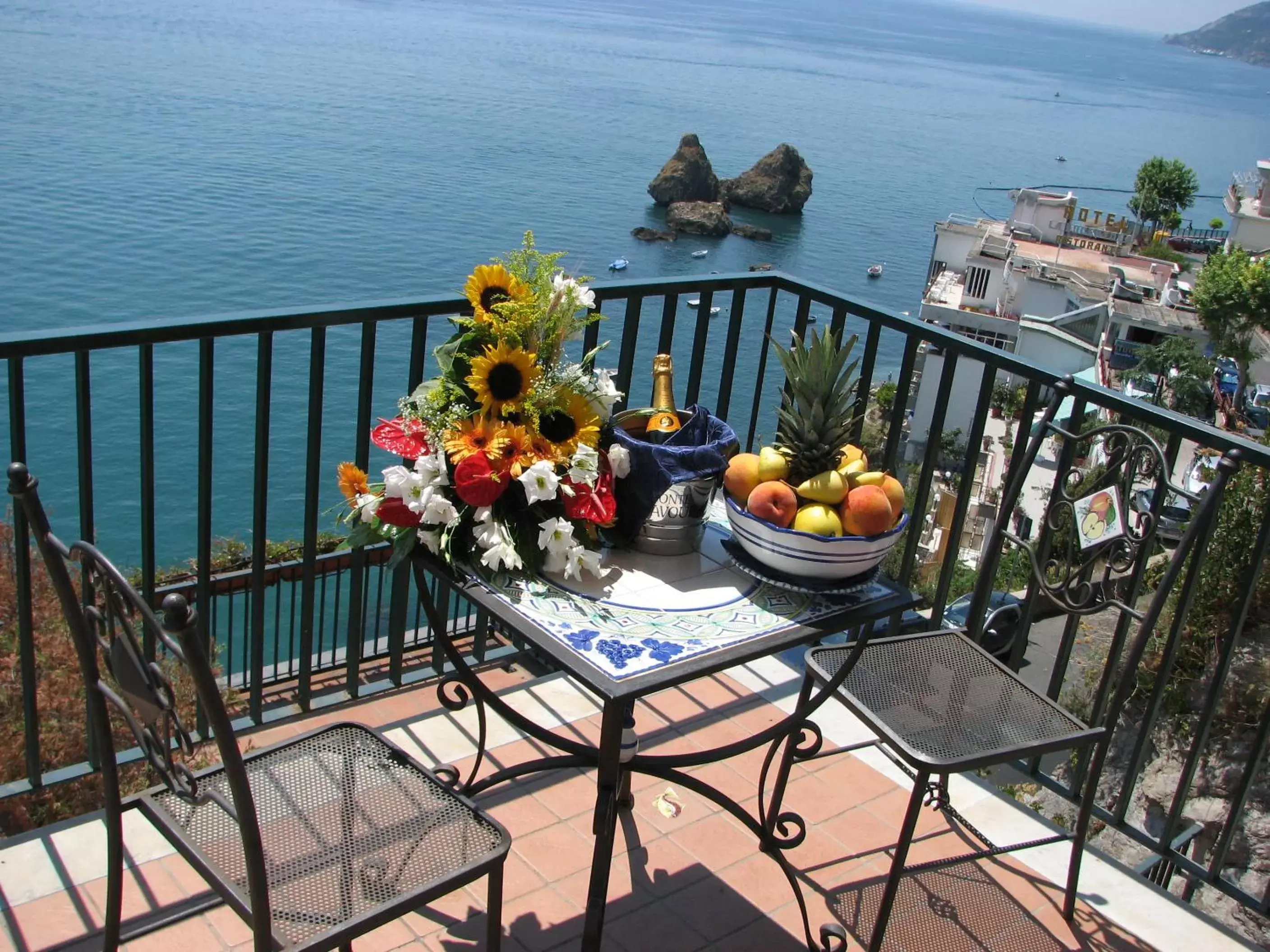 Day, Balcony/Terrace in Hotel Bristol