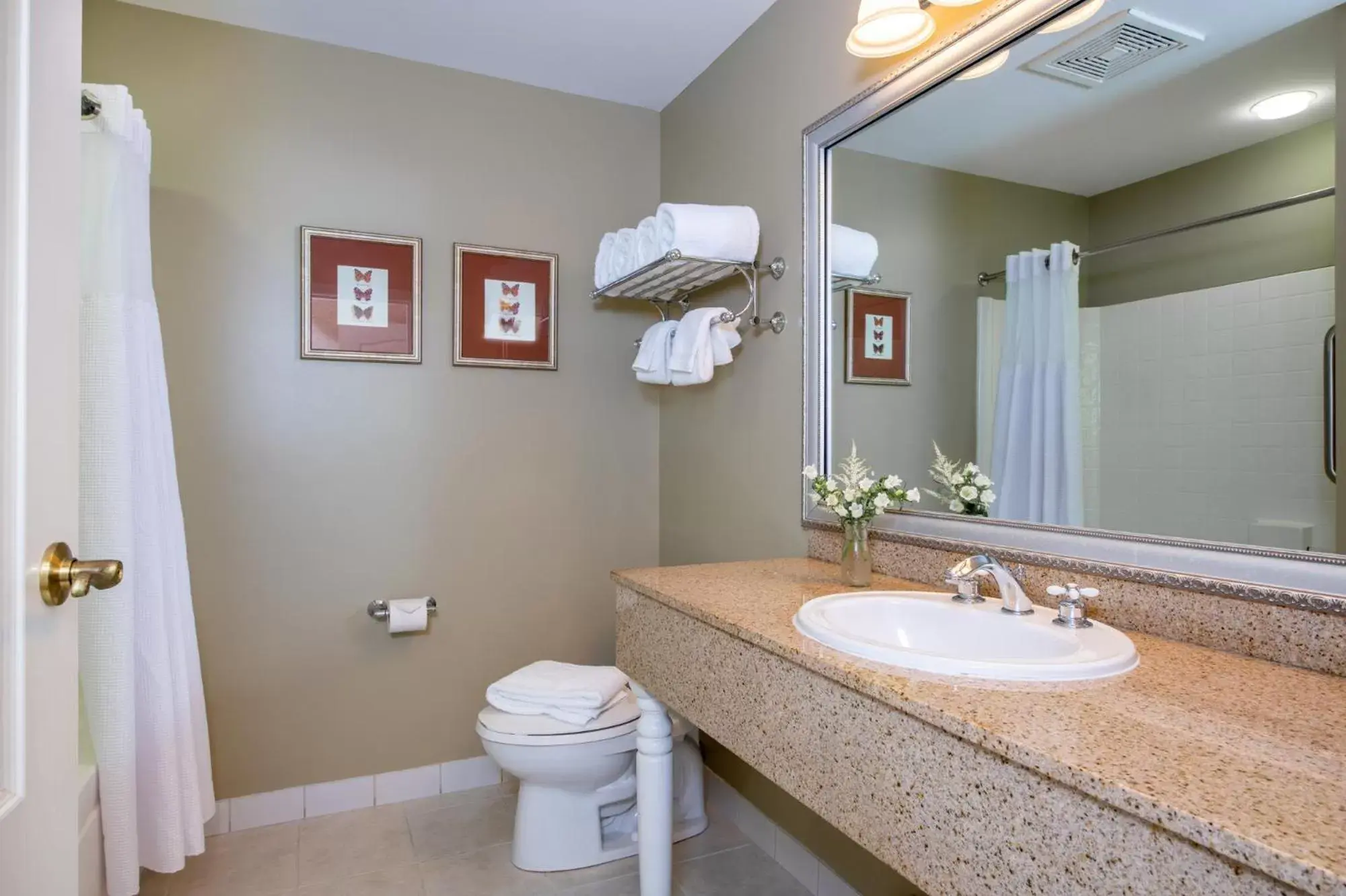 Bathroom in Bar Harbor Grand Hotel