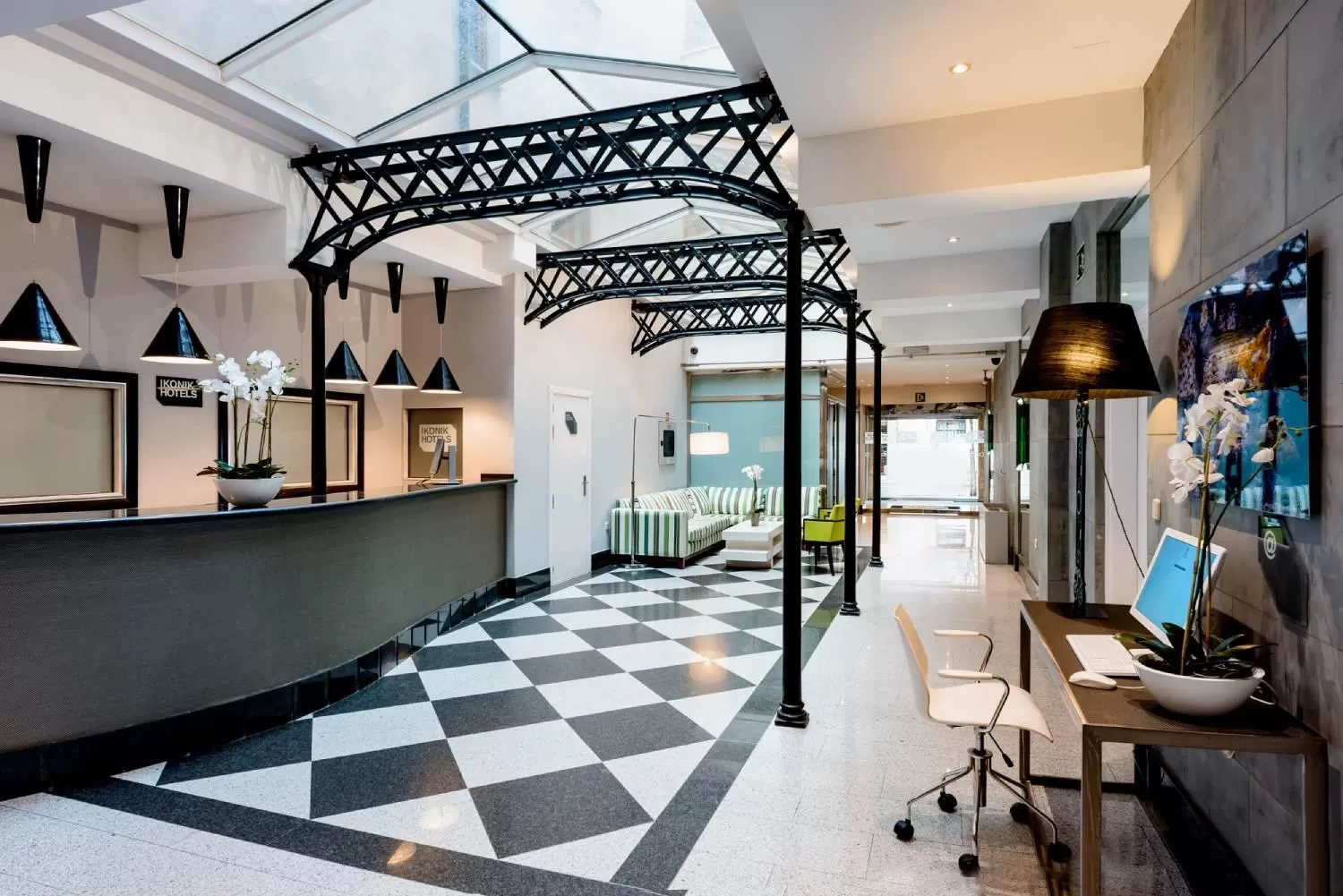 Lobby or reception in Ikonik Plaza Mercado