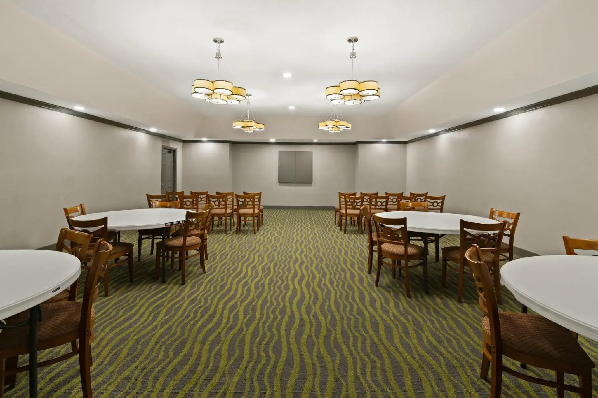 Banquet/Function facilities in Red Roof Inn & Suites Irving - DFW Airport South