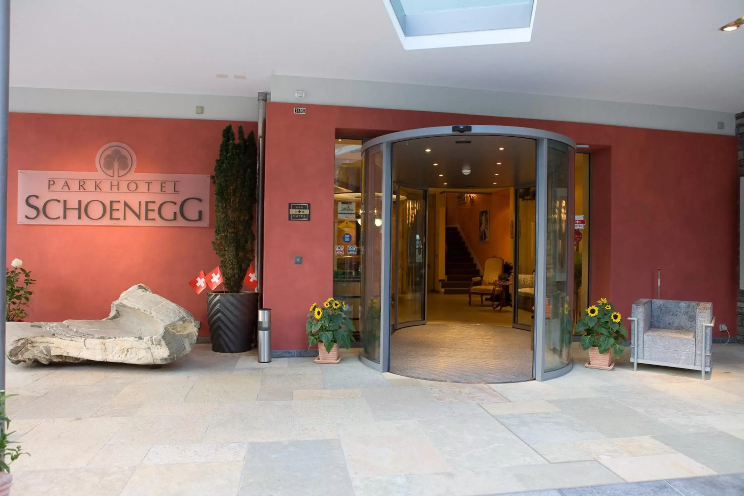 Facade/entrance in Parkhotel Schoenegg