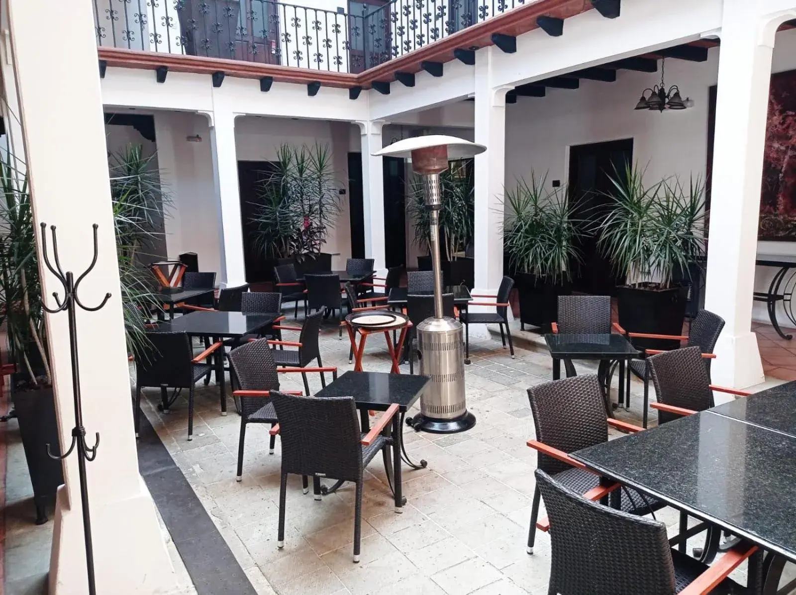 Patio, Restaurant/Places to Eat in Hotel Casa las Mercedes