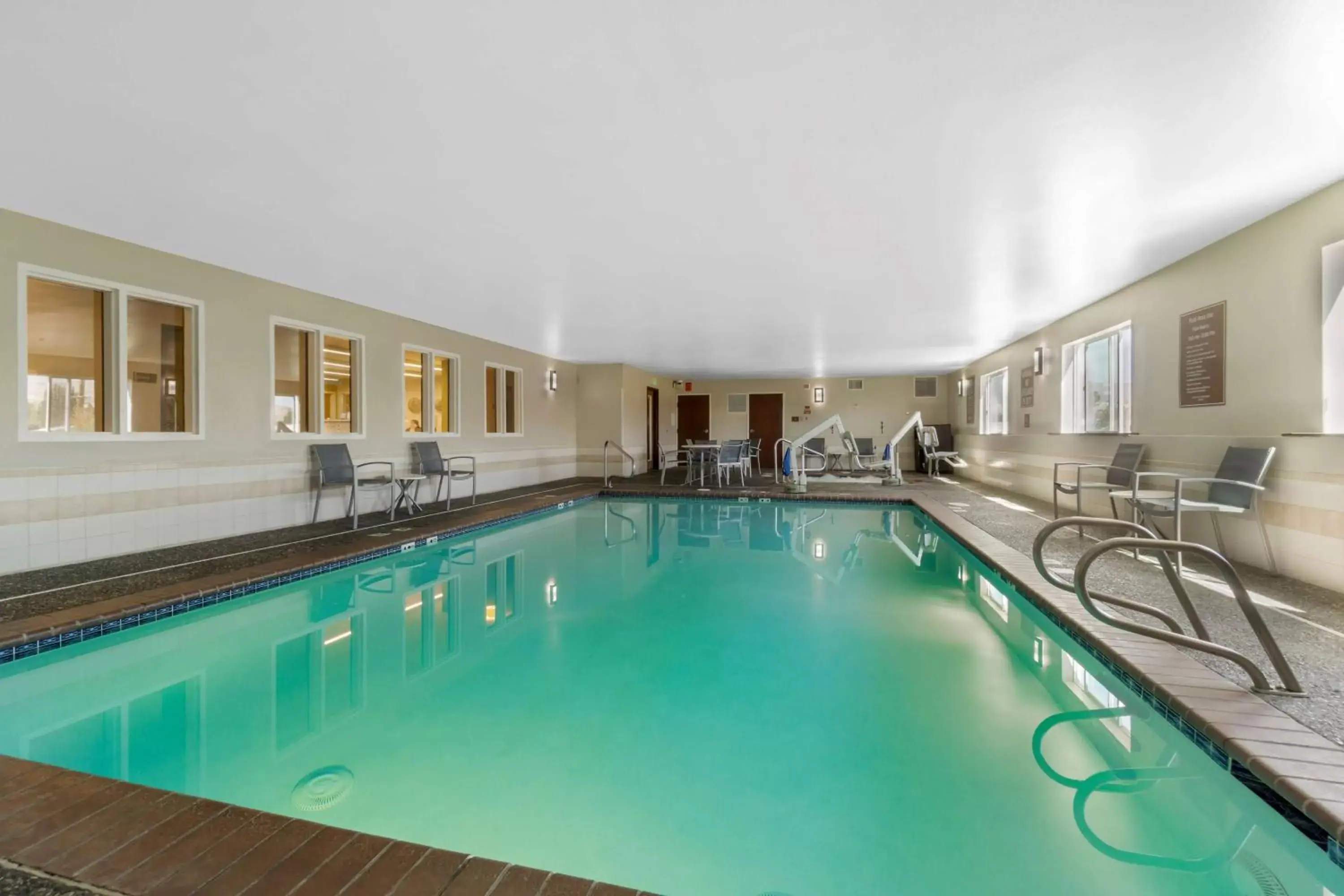Pool view, Swimming Pool in Best Western Plus Wenatchee Downtown Hotel