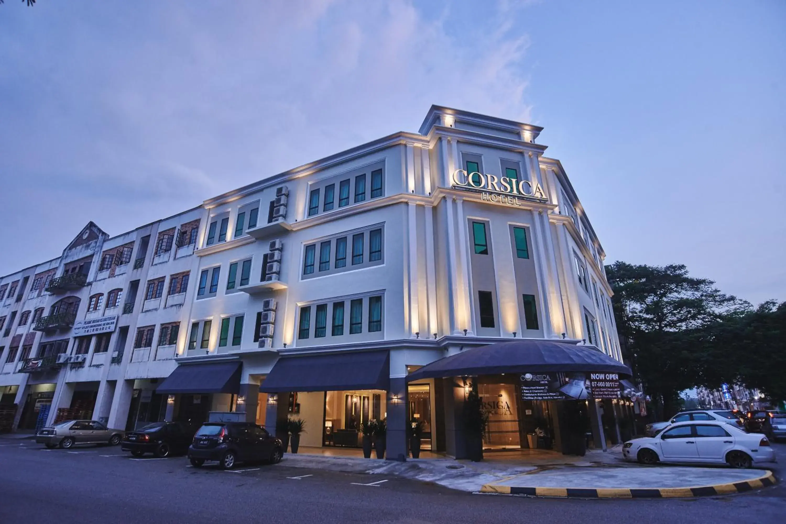 Facade/entrance, Property Building in Corsica Hotel