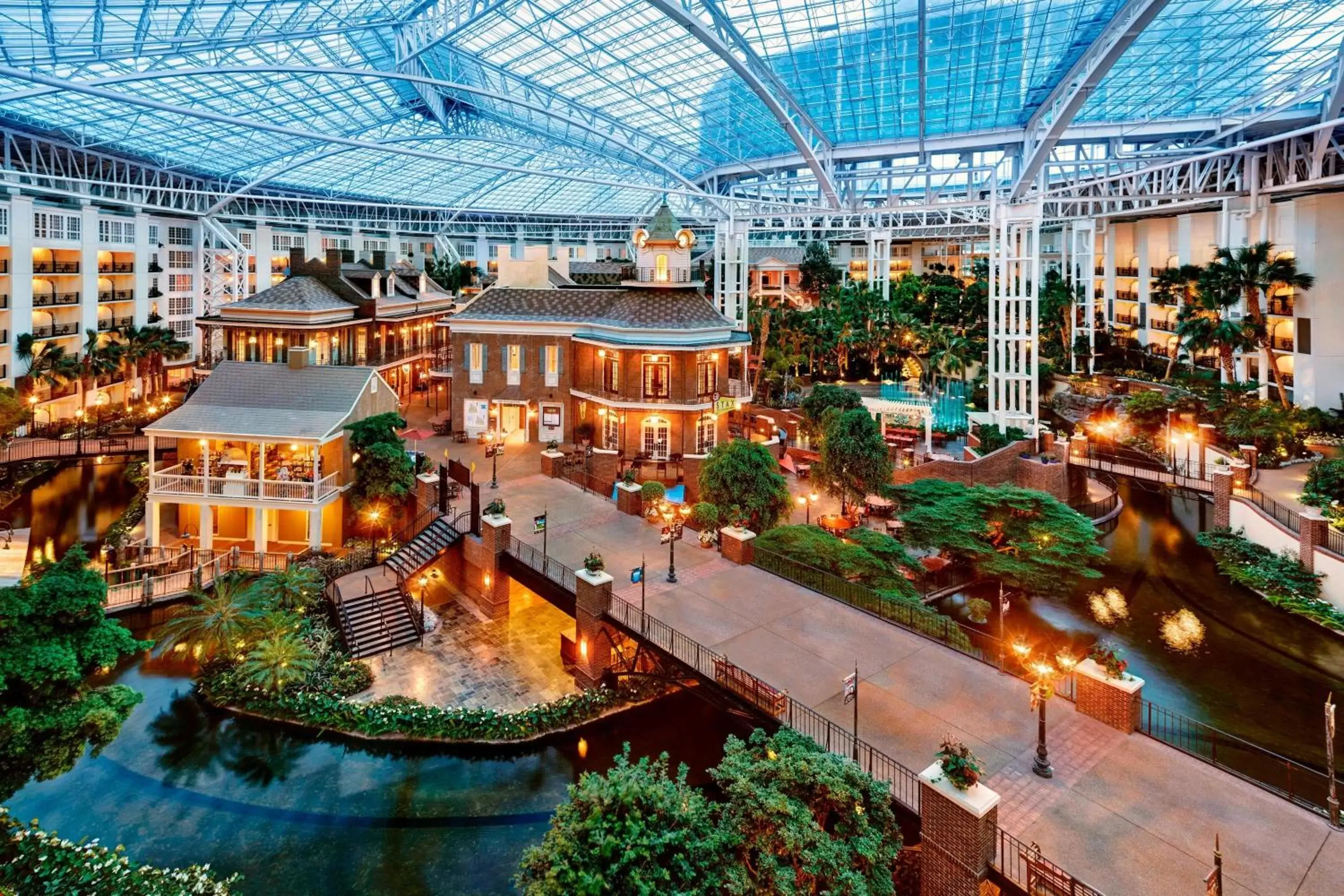 Photo of the whole room in Gaylord Opryland Resort & Convention Center