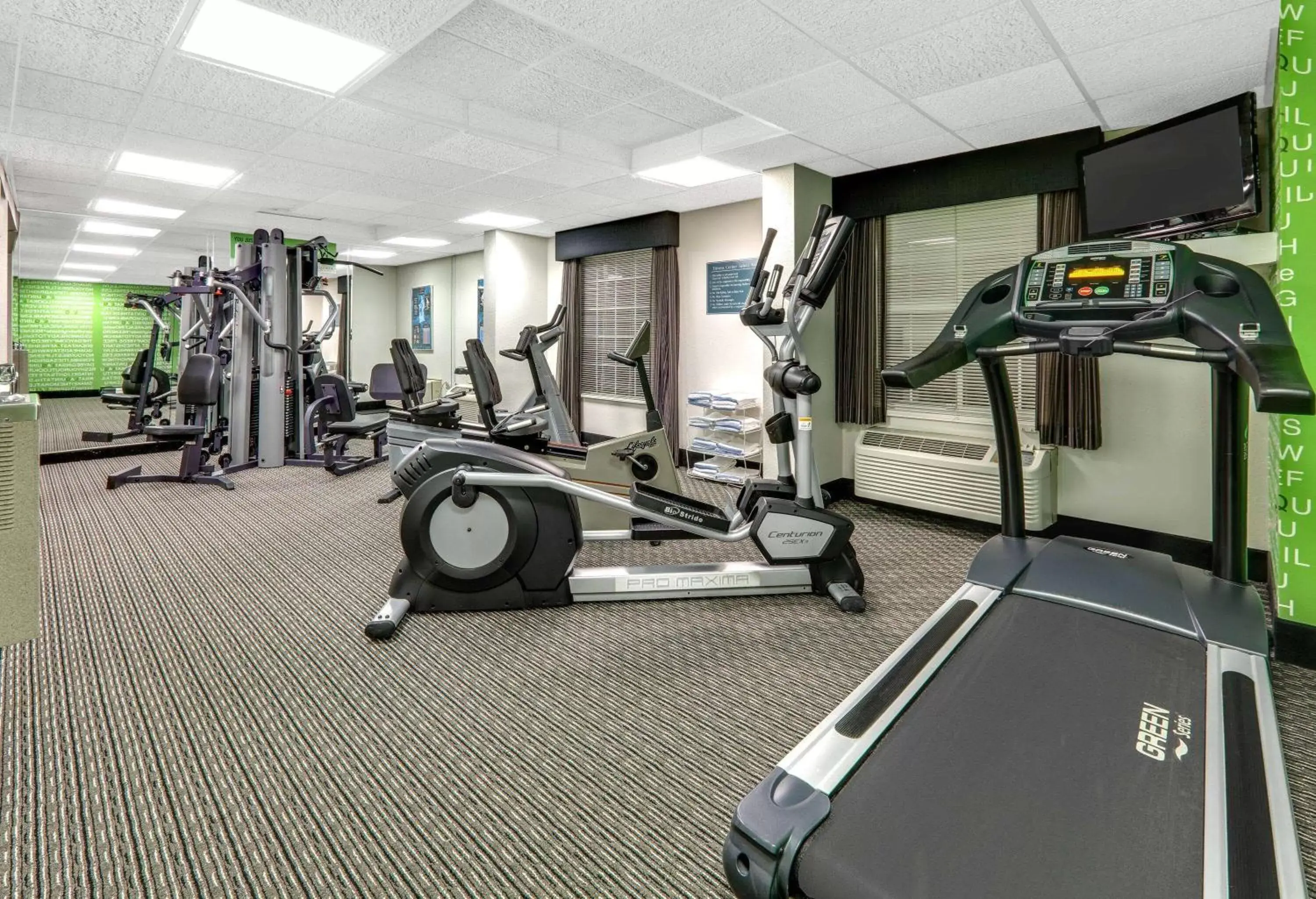 Fitness centre/facilities, Fitness Center/Facilities in La Quinta by Wyndham Dallas - Addison Galleria