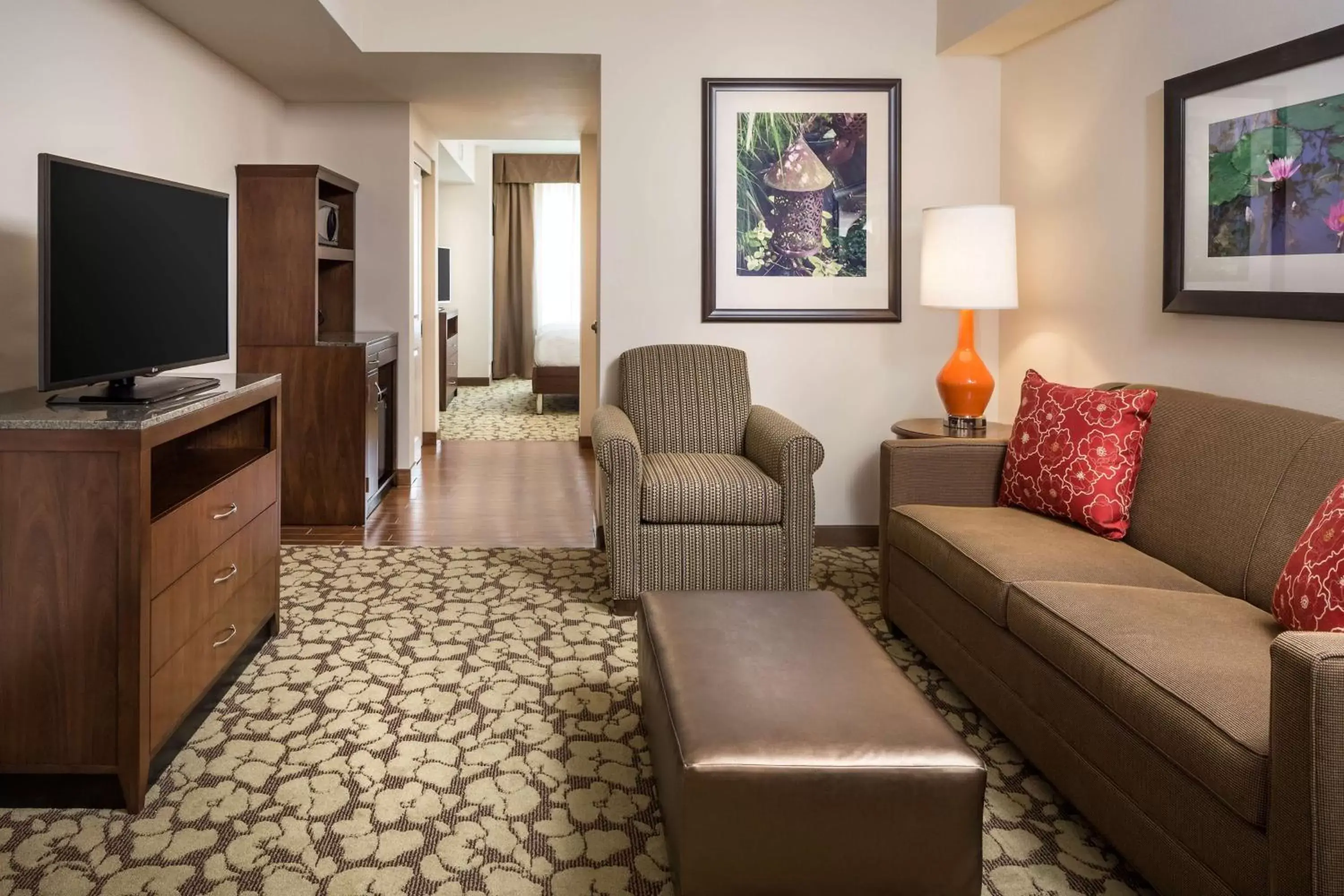 Living room, Seating Area in Hilton Garden Inn Bettendorf/ Quad Cities