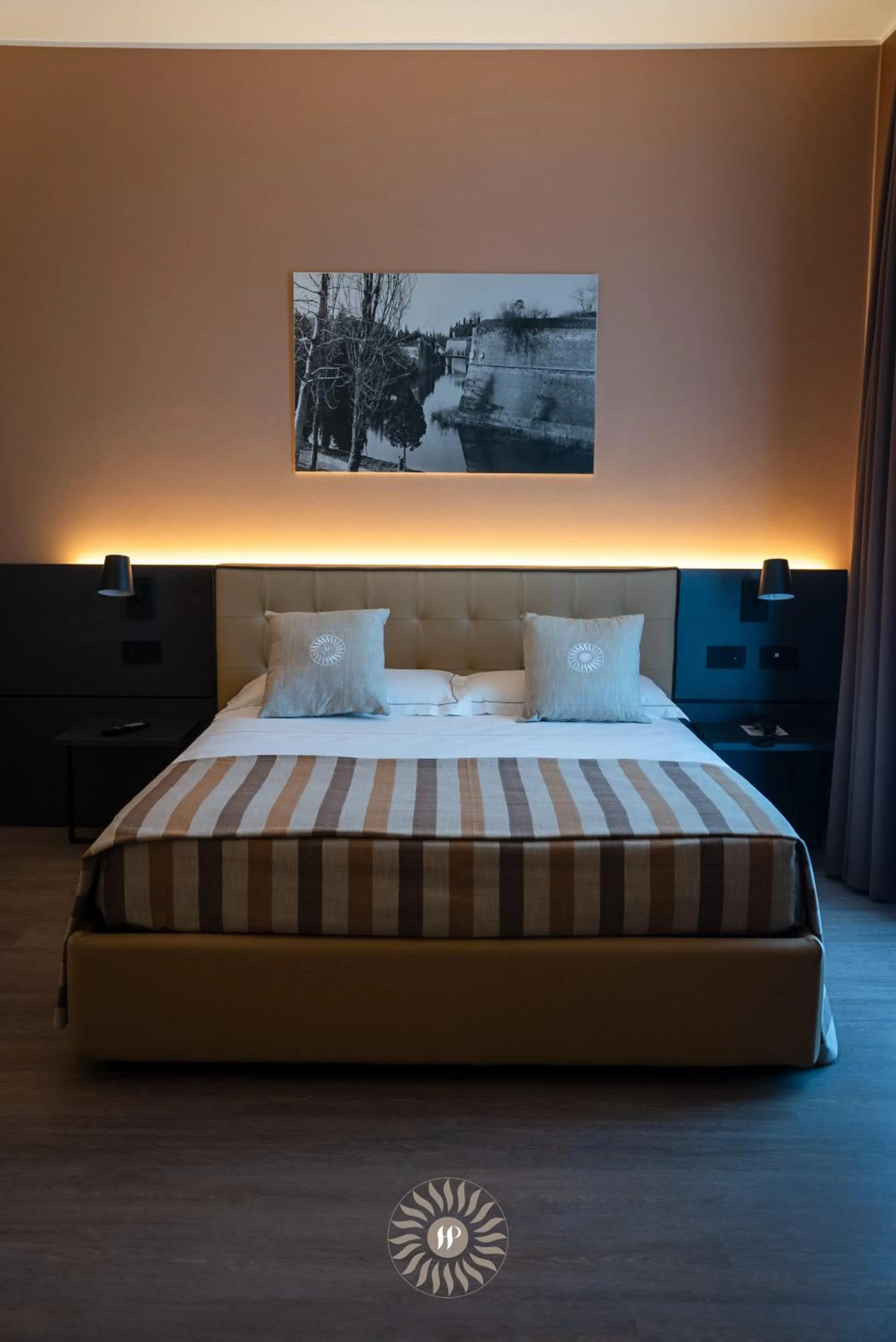 Bed in Hotel Puccini