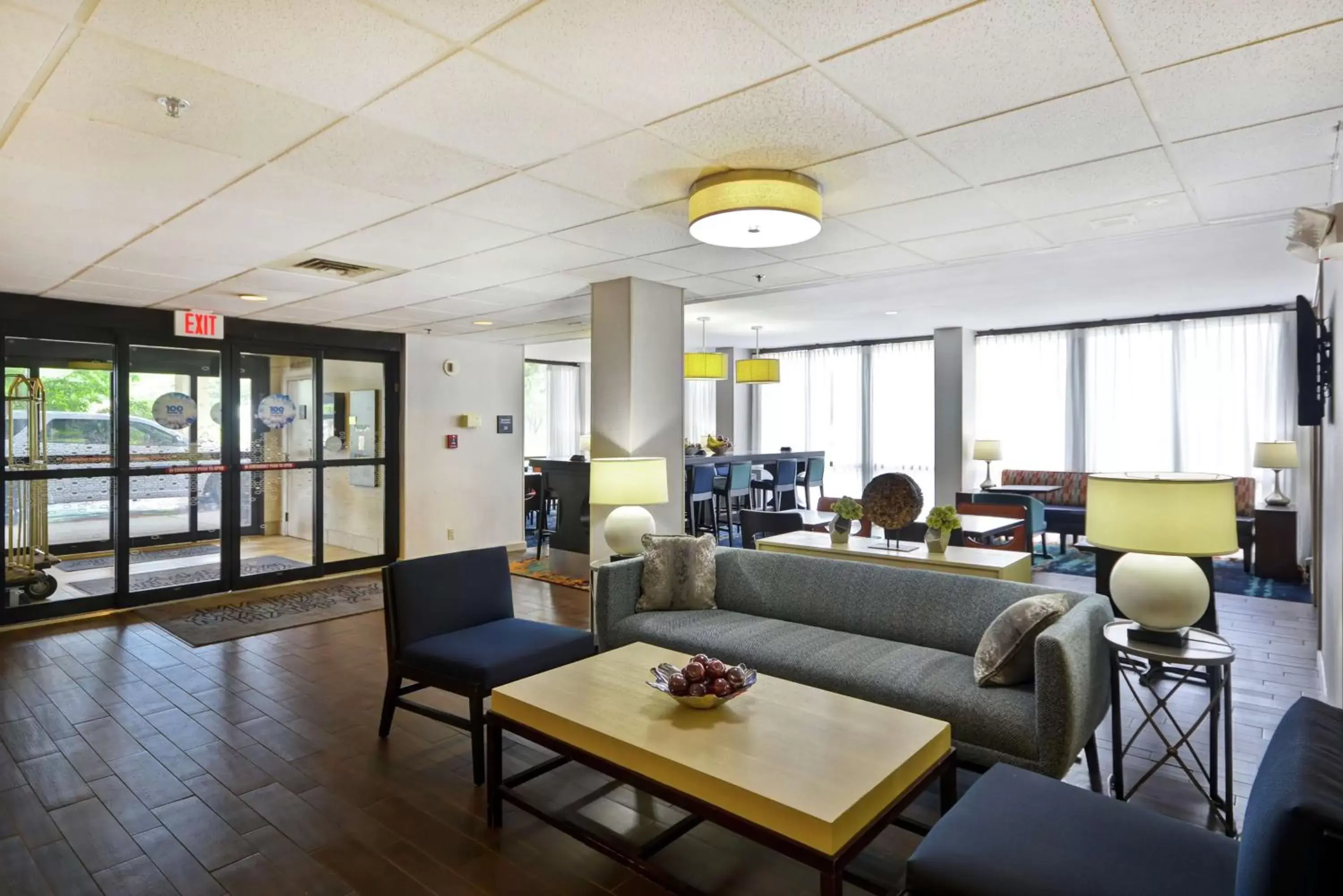 Lobby or reception in Hampton Inn Detroit Madison Heights South Troy Lobby or reception in Hampton Inn Detroit Madison Heights South Troy