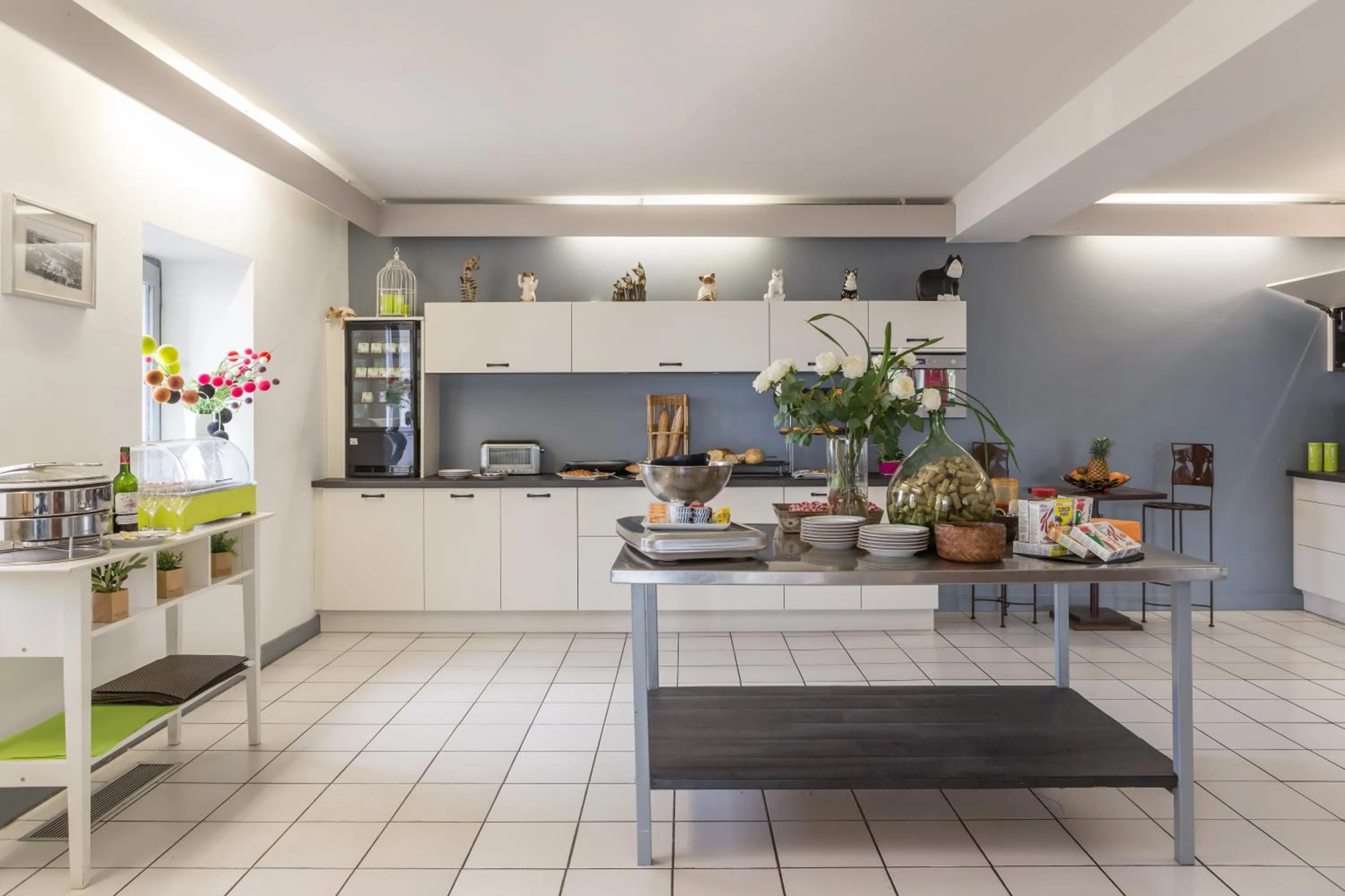 Food in Logis Hôtel Restaurant La Citadelle