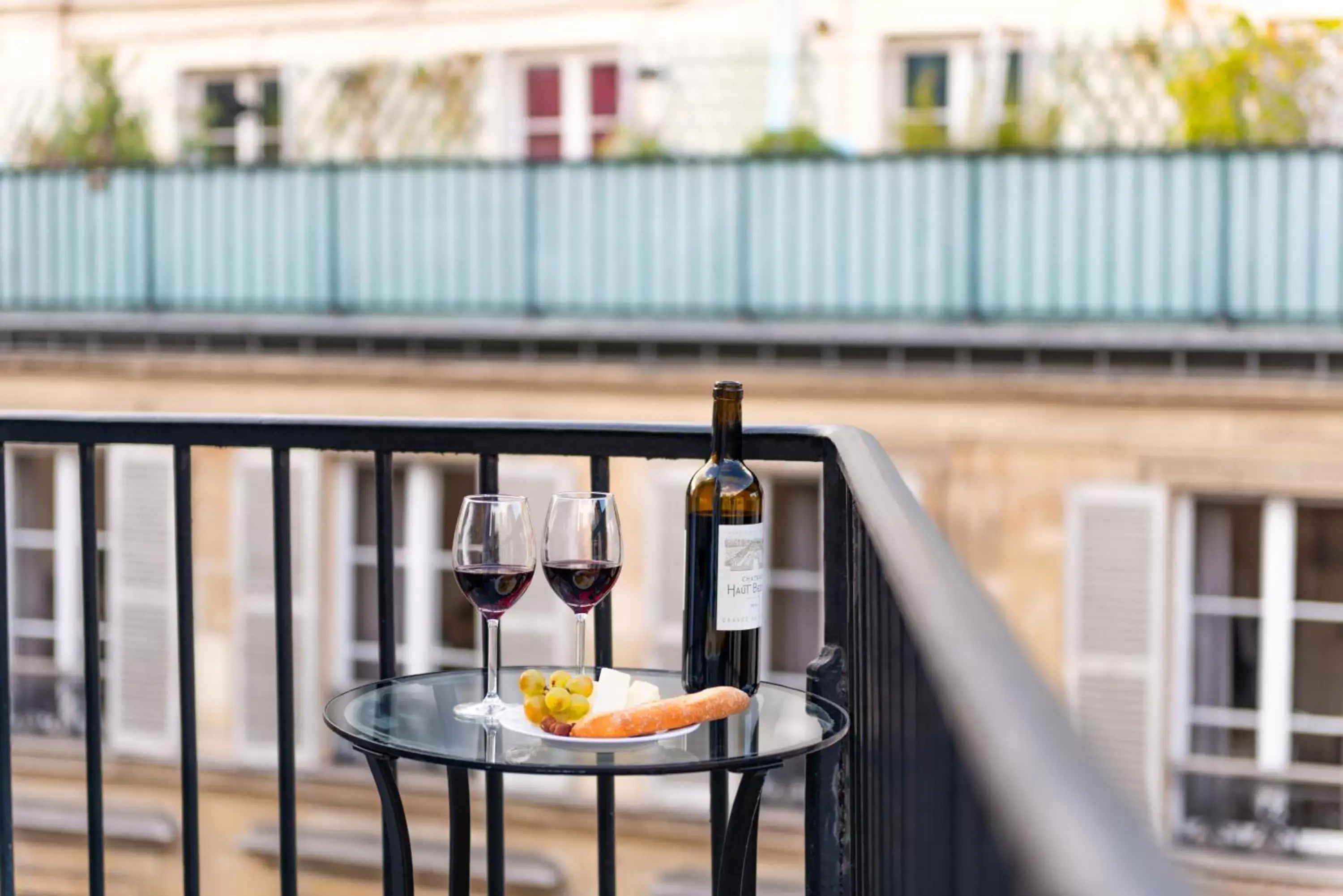 Balcony/Terrace, Drinks in Hôtel France d'Antin Opéra