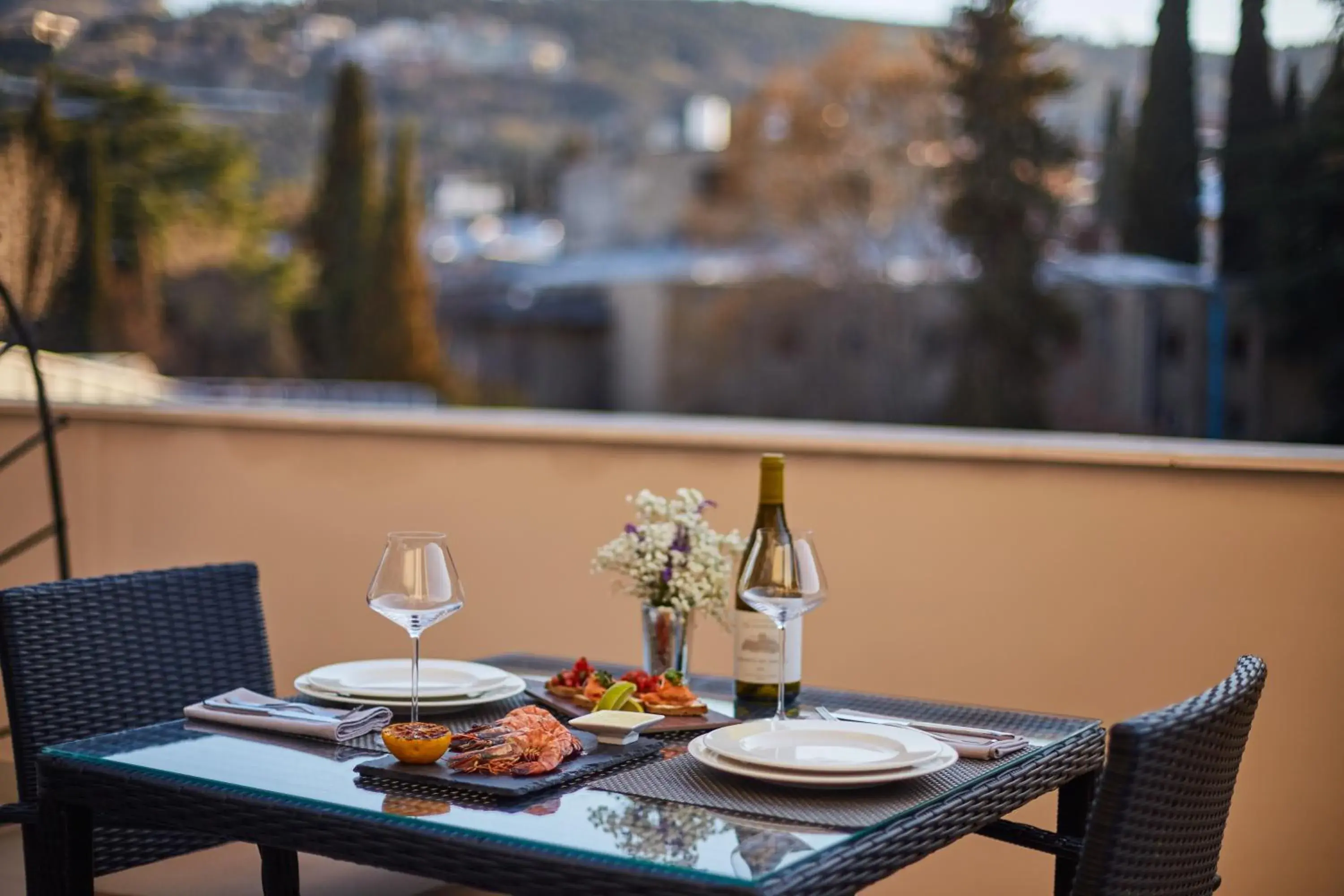 Balcony/Terrace, Restaurant/Places to Eat in Gallery Palace