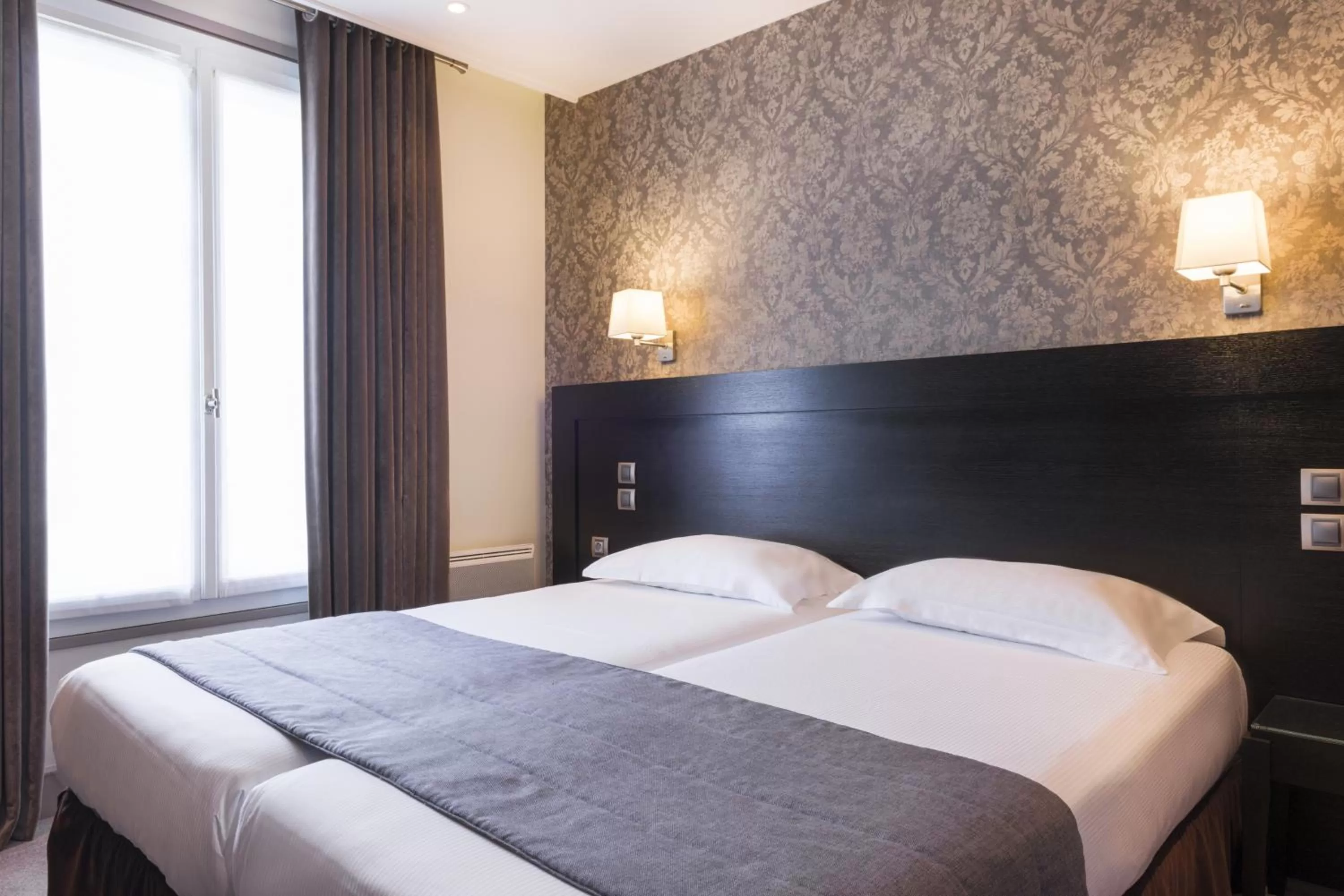 Day, Bed in Hôtel Volney Opéra