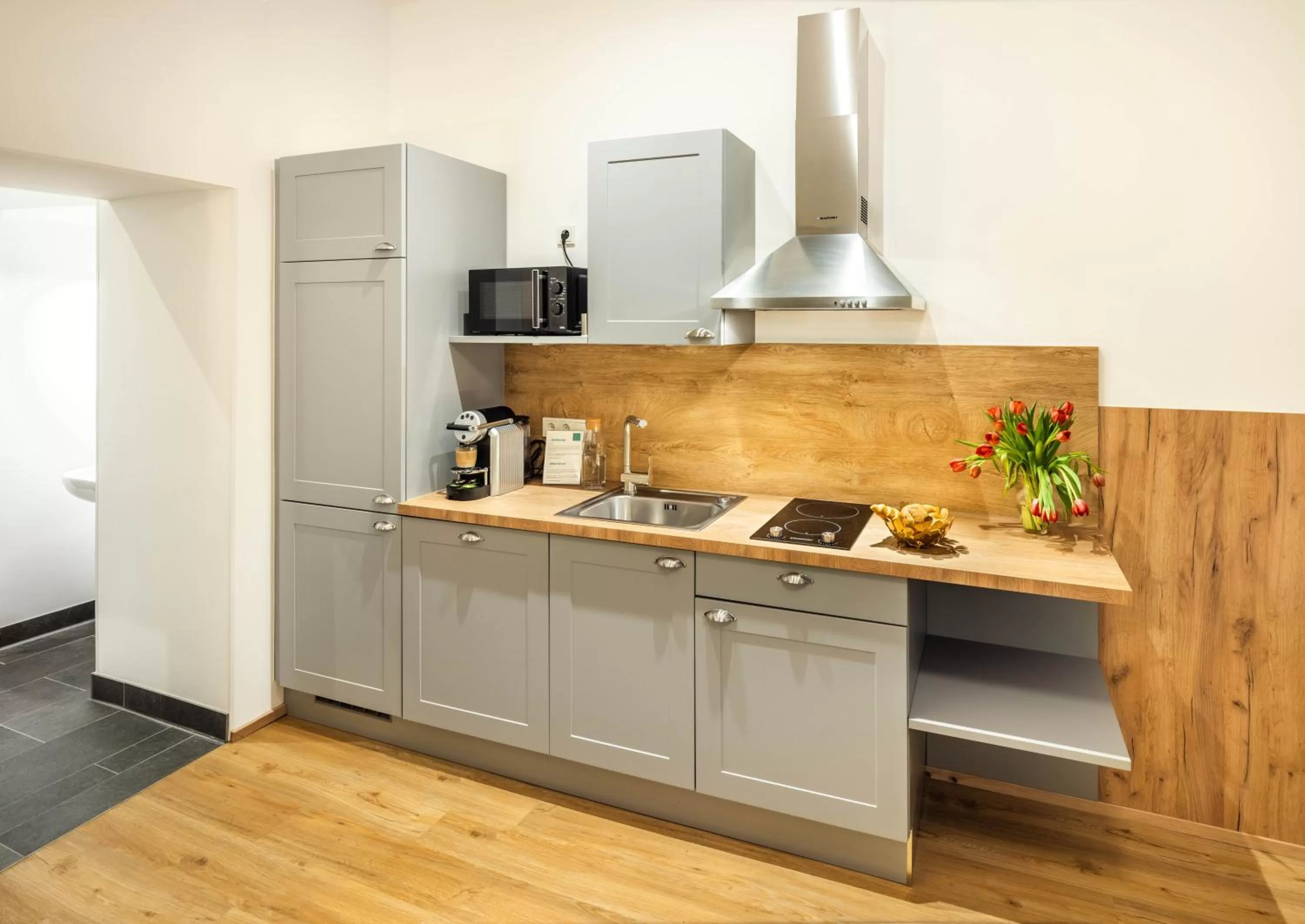 minibar in Jimmy's Apartments Emerald