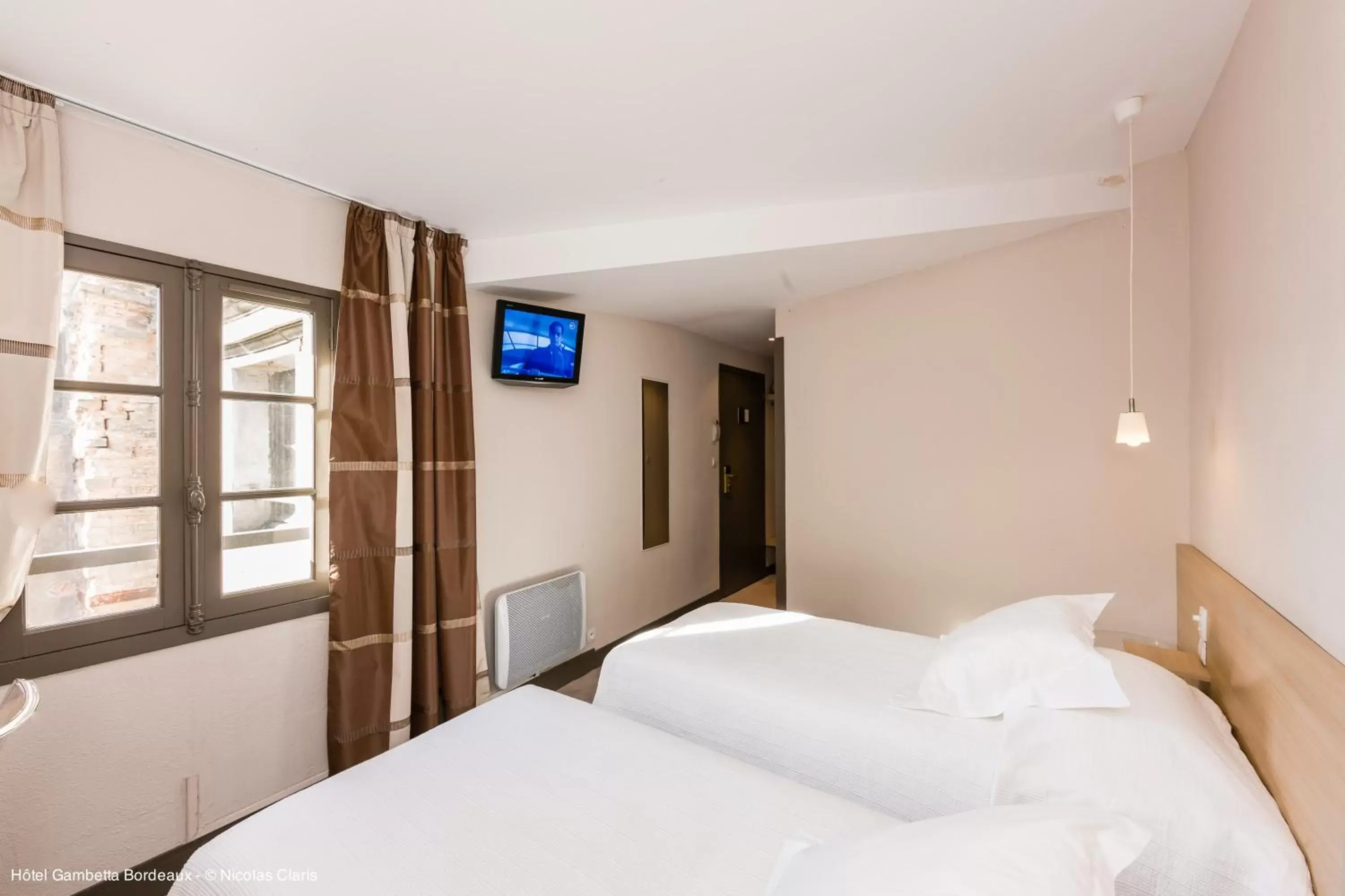 Bedroom, Bed in Hotel Gambetta