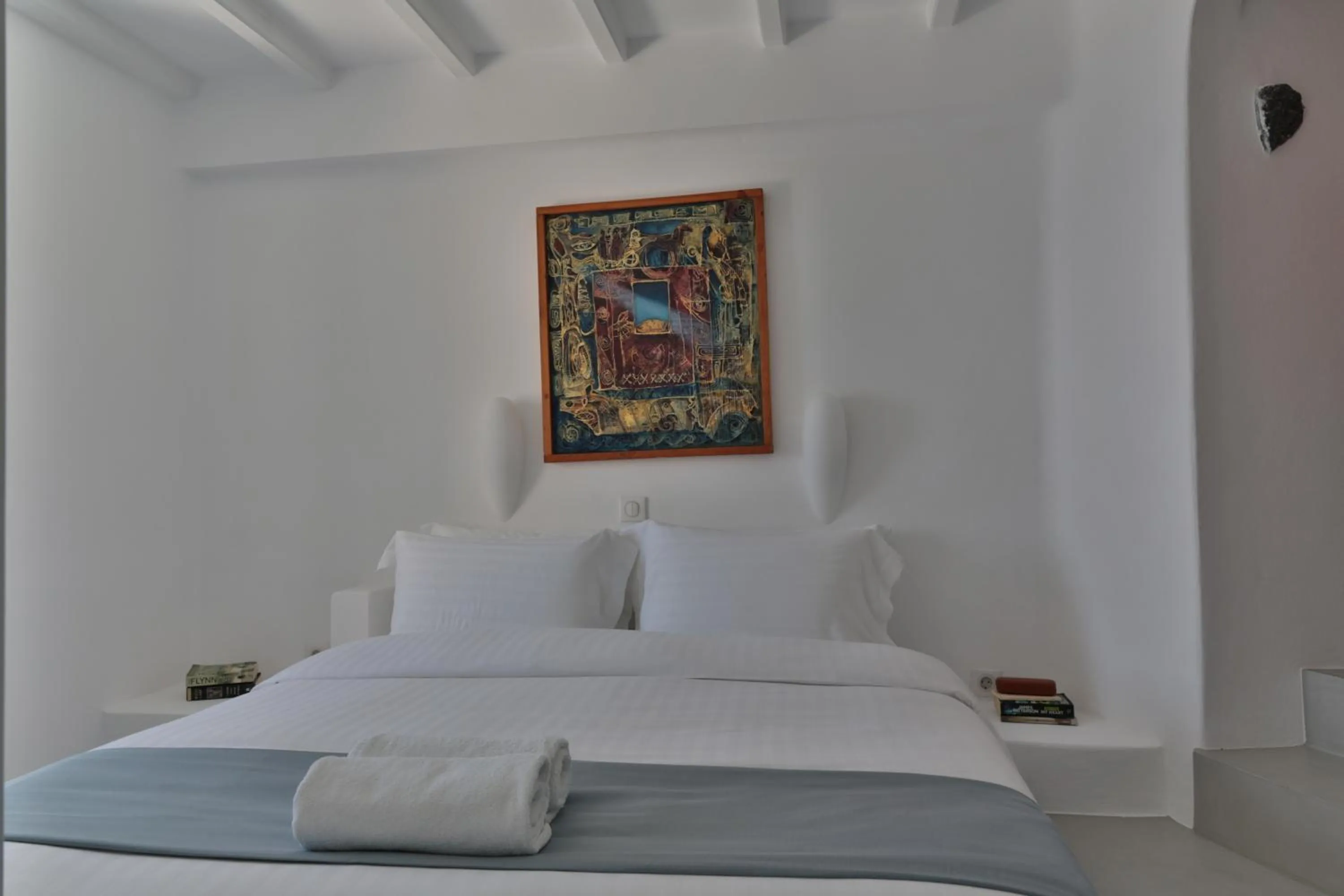 Bed in Trieris Villa & Suites