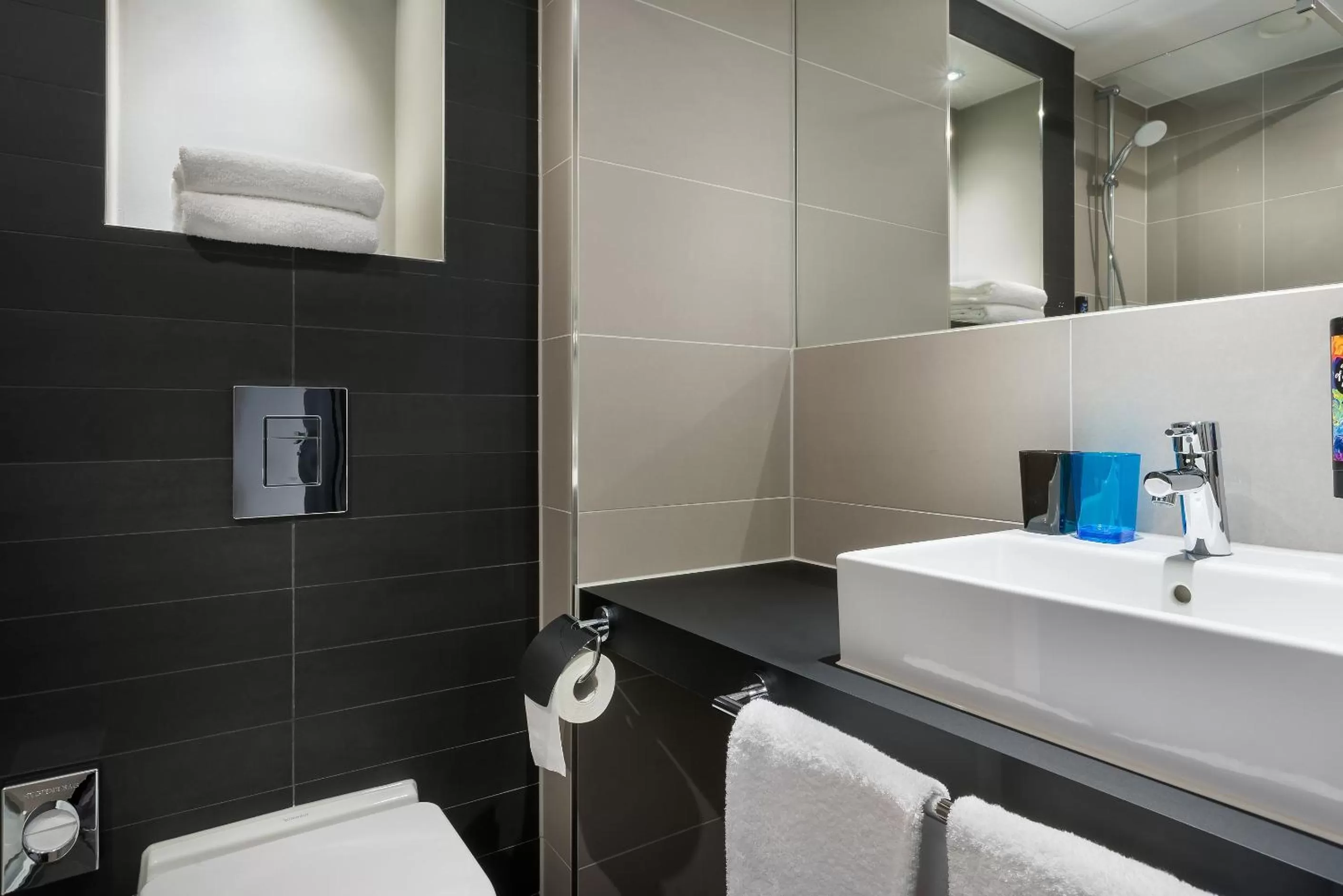 Toilet in Holiday Inn - the niu, Square Mannheim by IHG