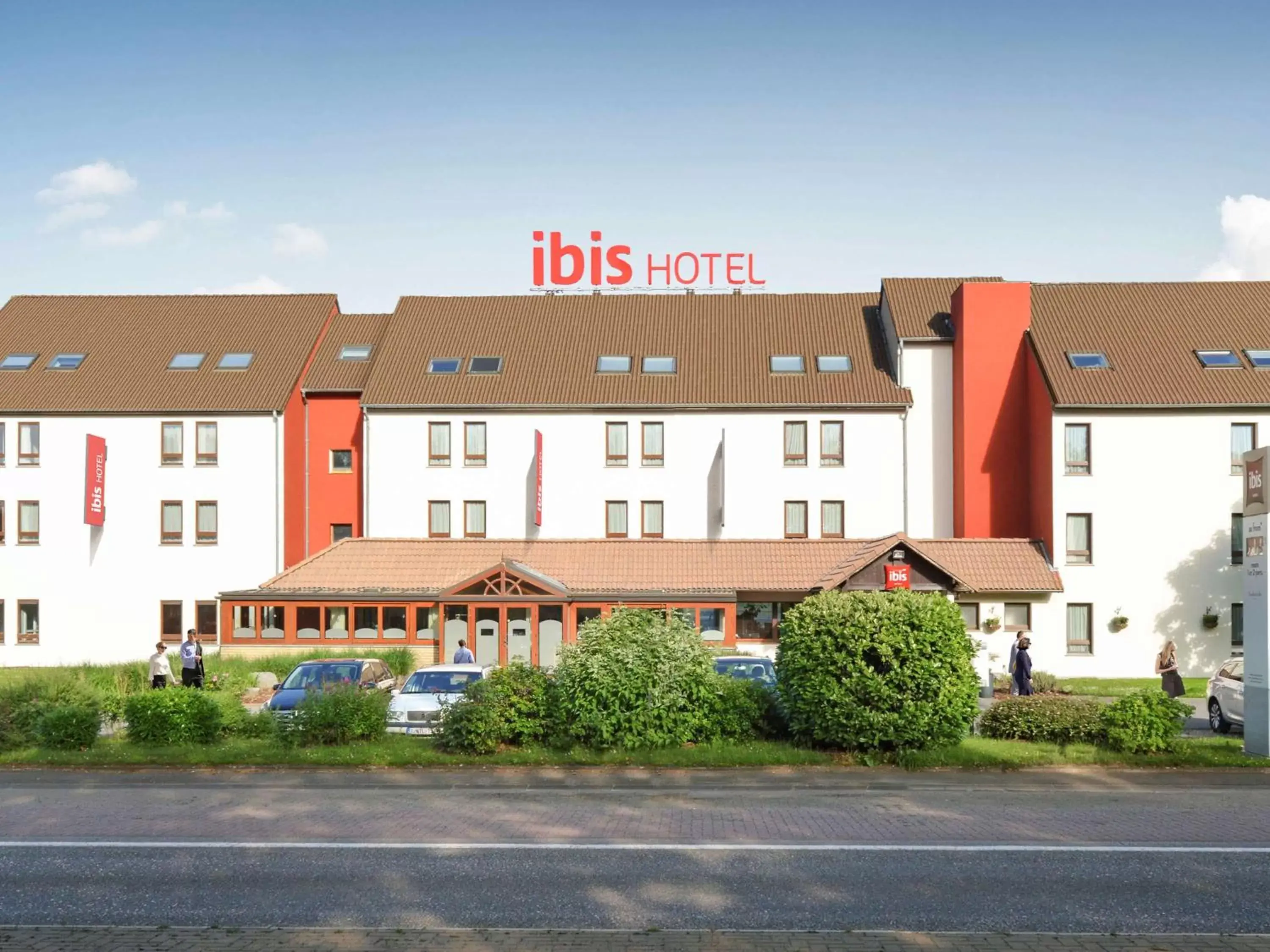 Property Building in ibis Charleroi Airport Brussels South