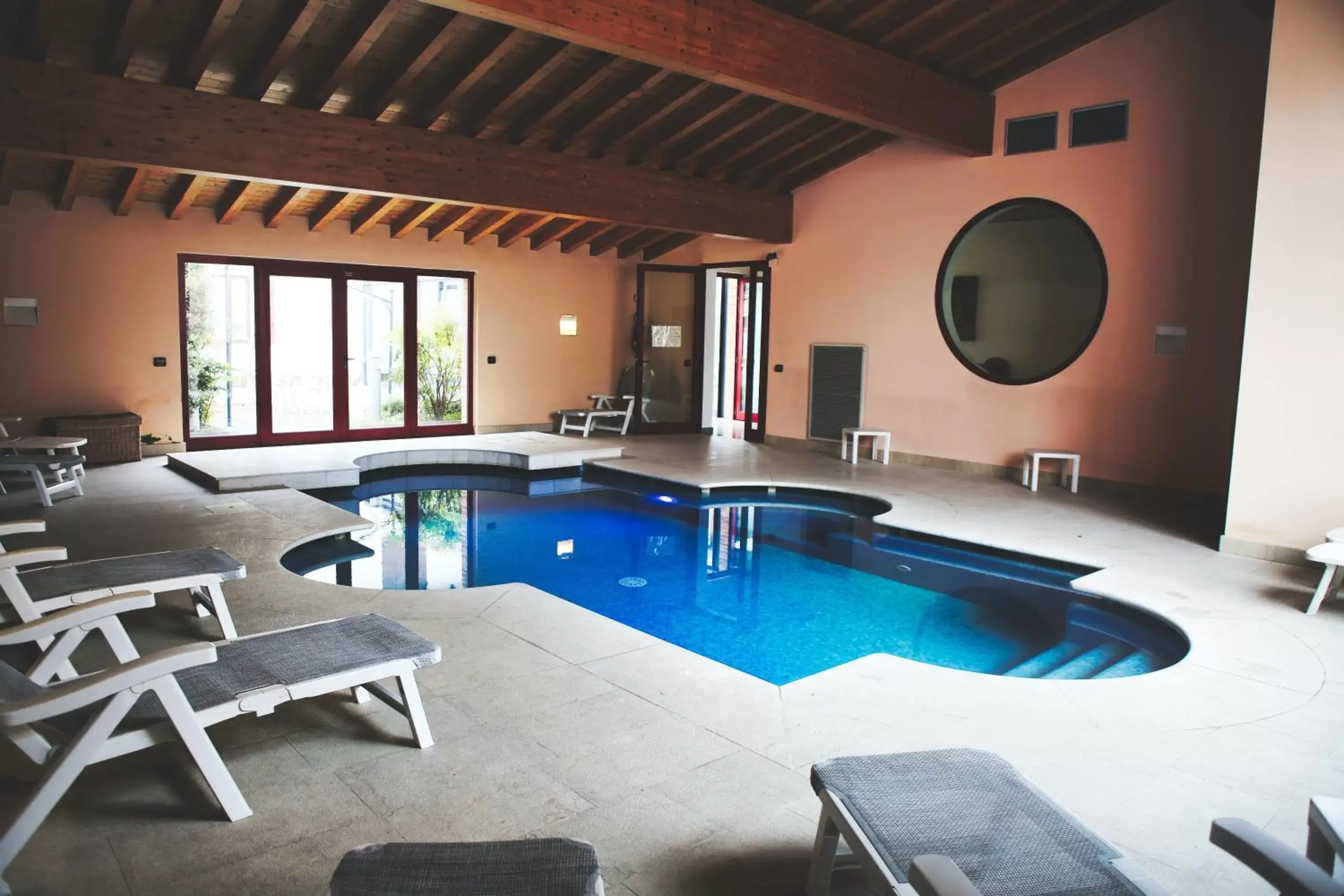 Swimming Pool in Hotel Vecchio Casello