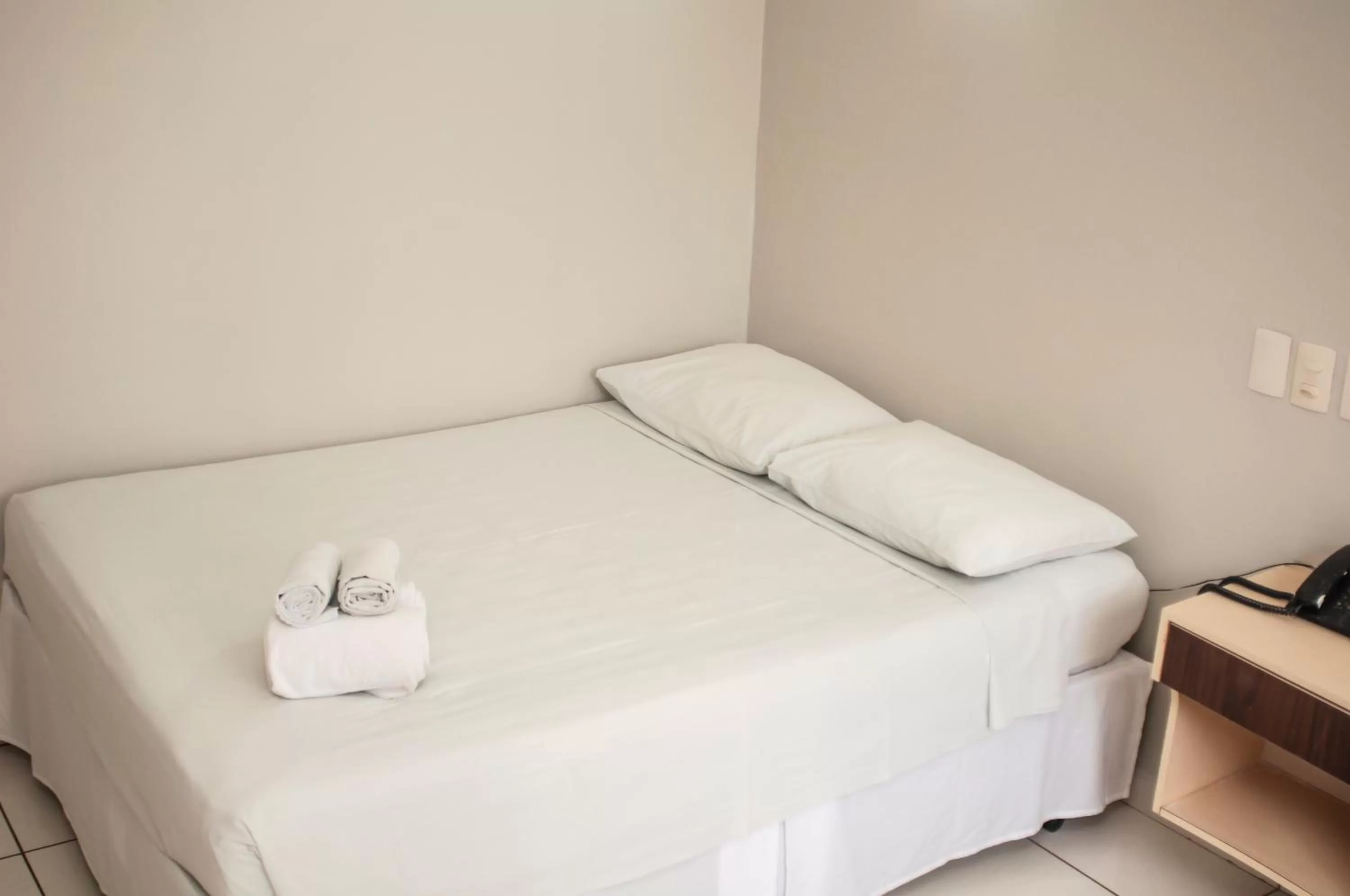 Bedroom, Bed in SMART IGUASSU HOTEL