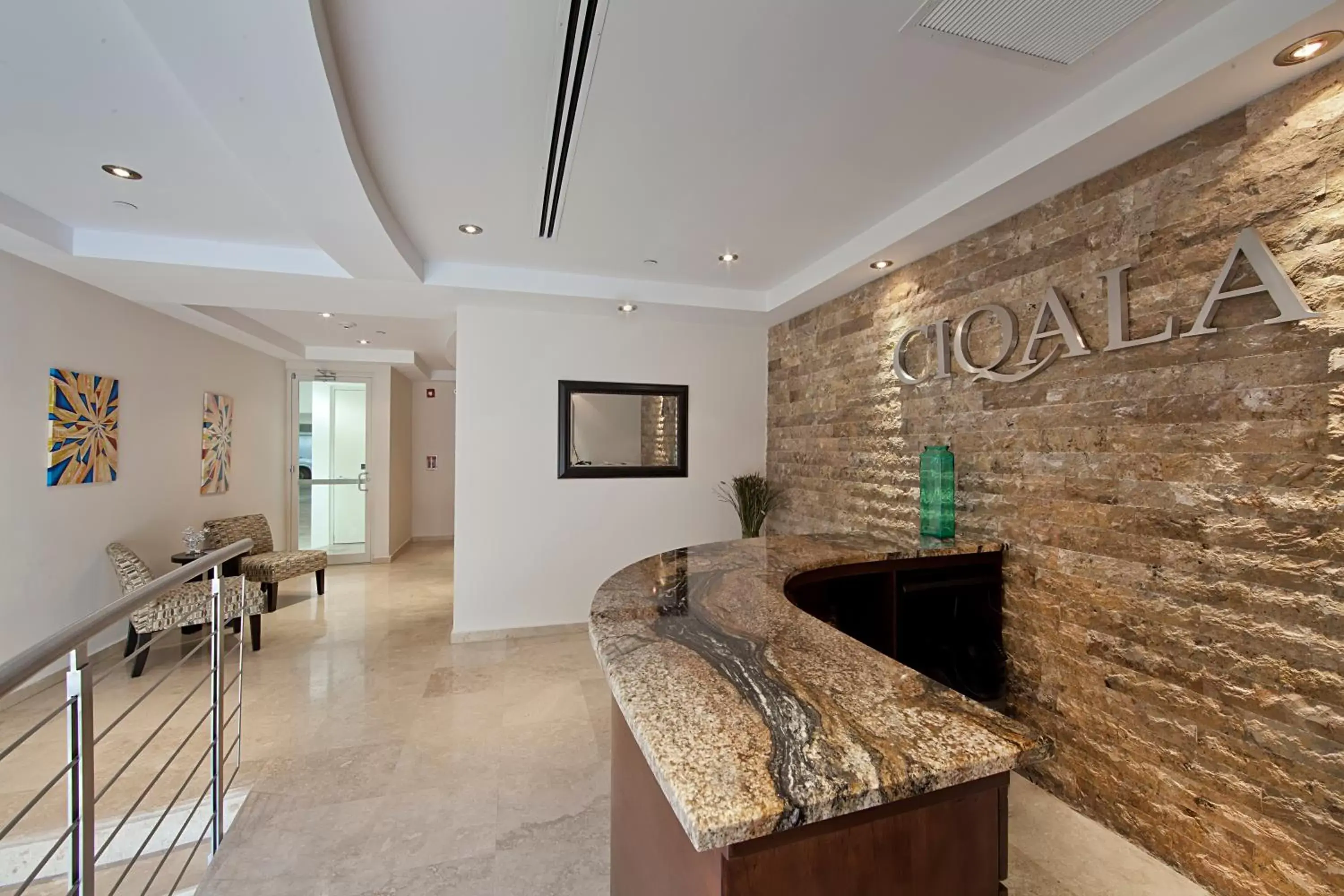 Lobby or reception, Seating Area in Ciqala Luxury Suites - San Juan