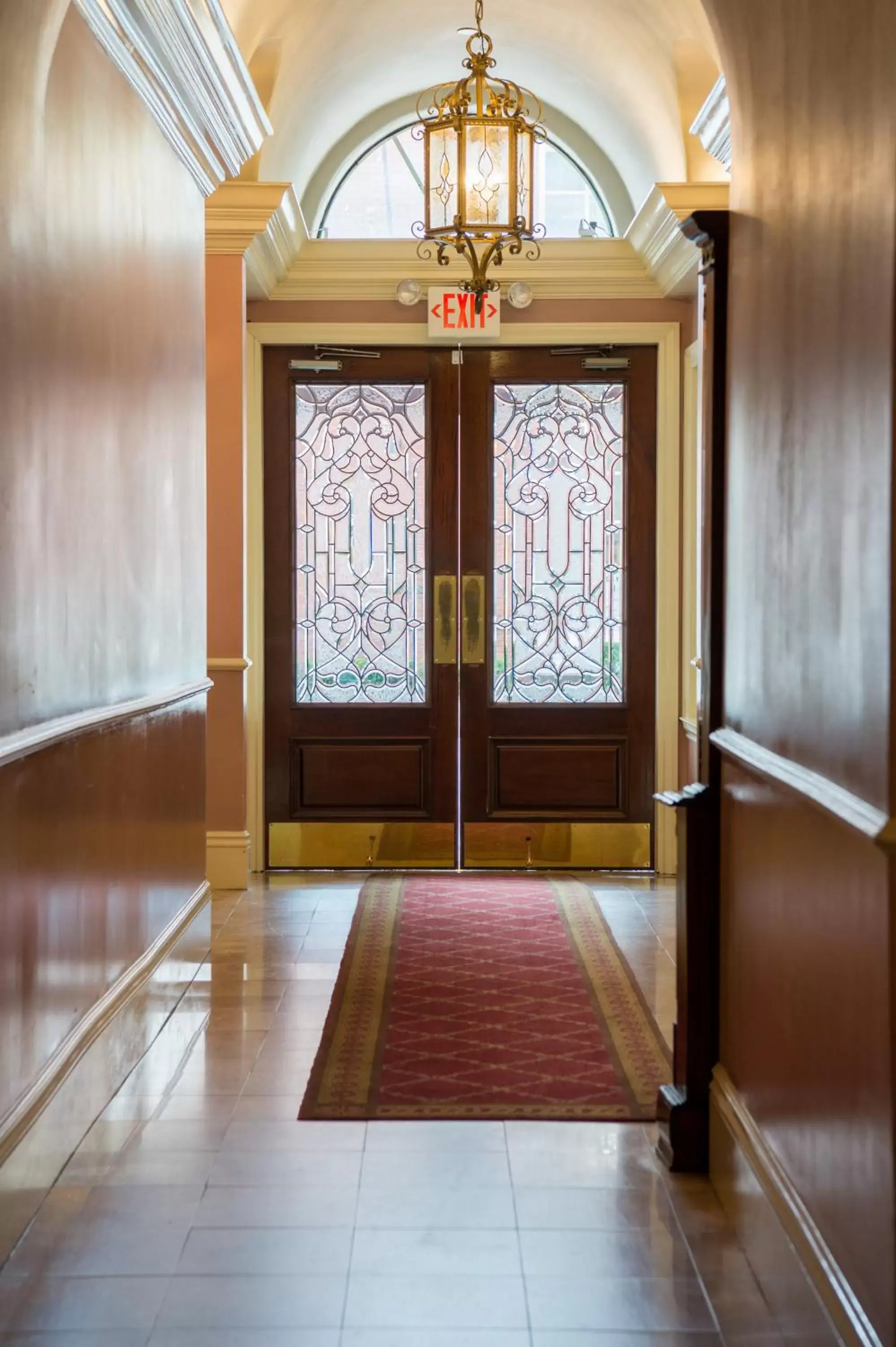 Facade/entrance in The Monterey Hotel