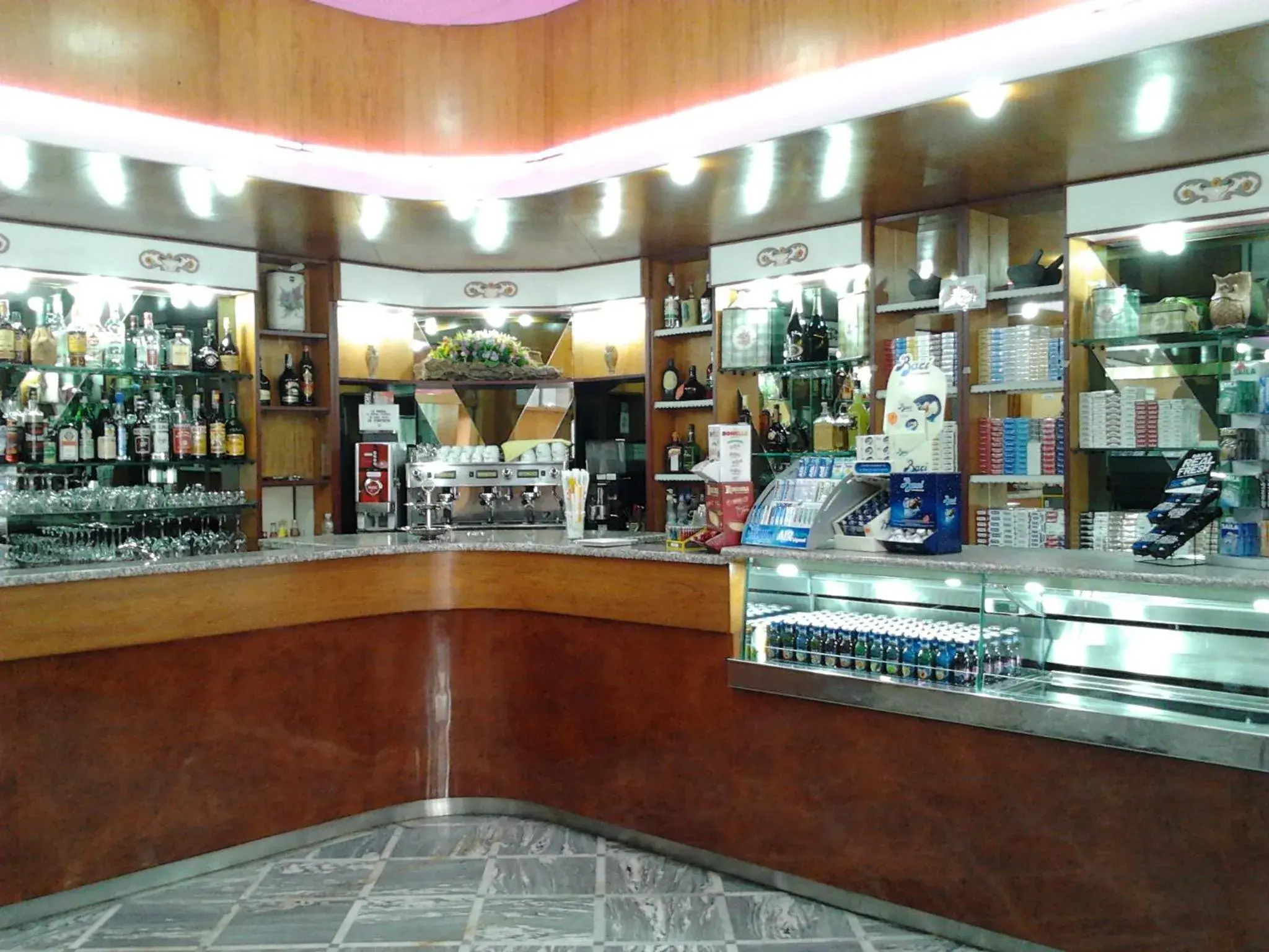 Lounge or bar in Grande Albergo Abruzzo