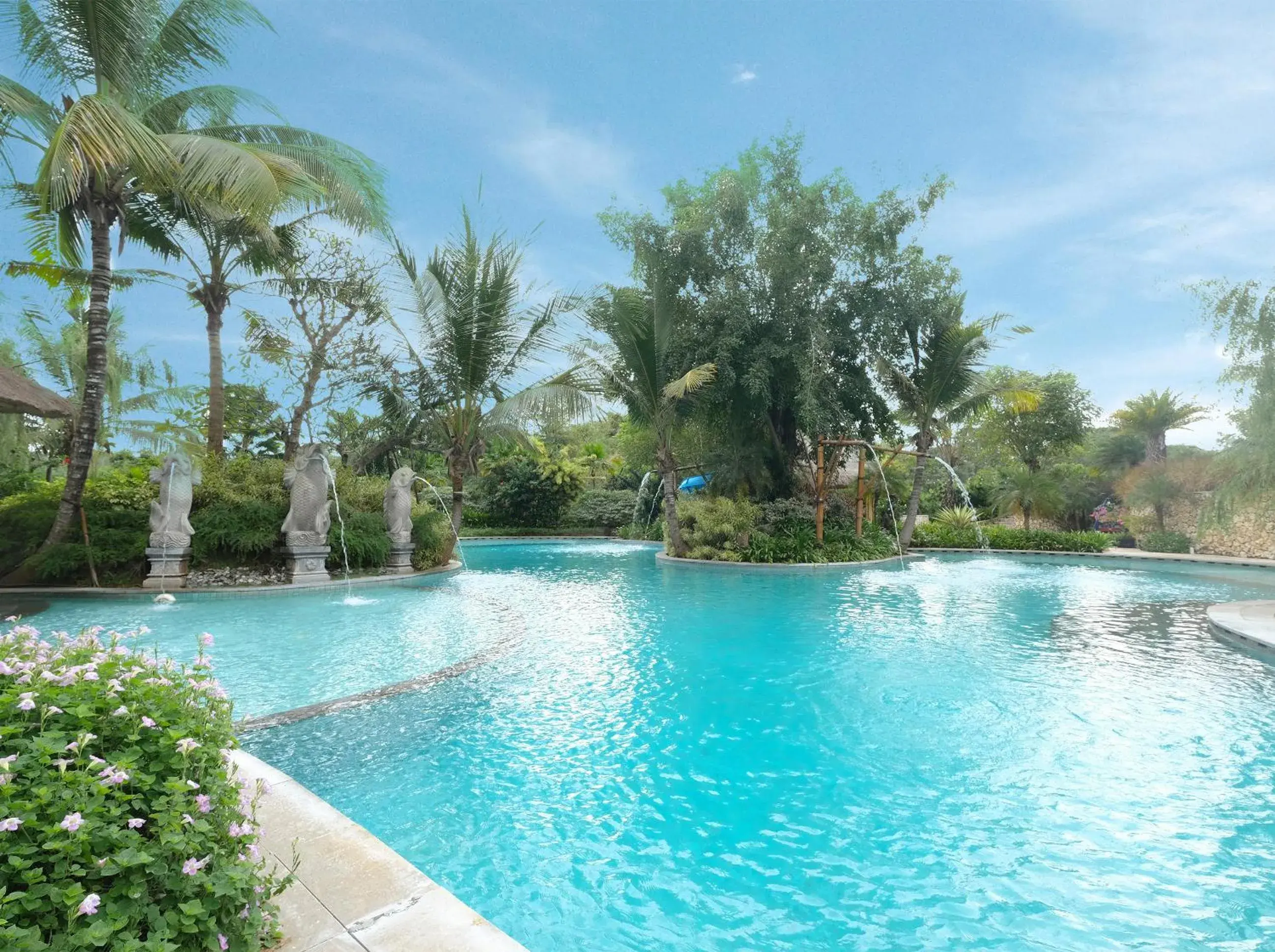 Swimming Pool in Royal Tulip Springhill Resort Jimbaran