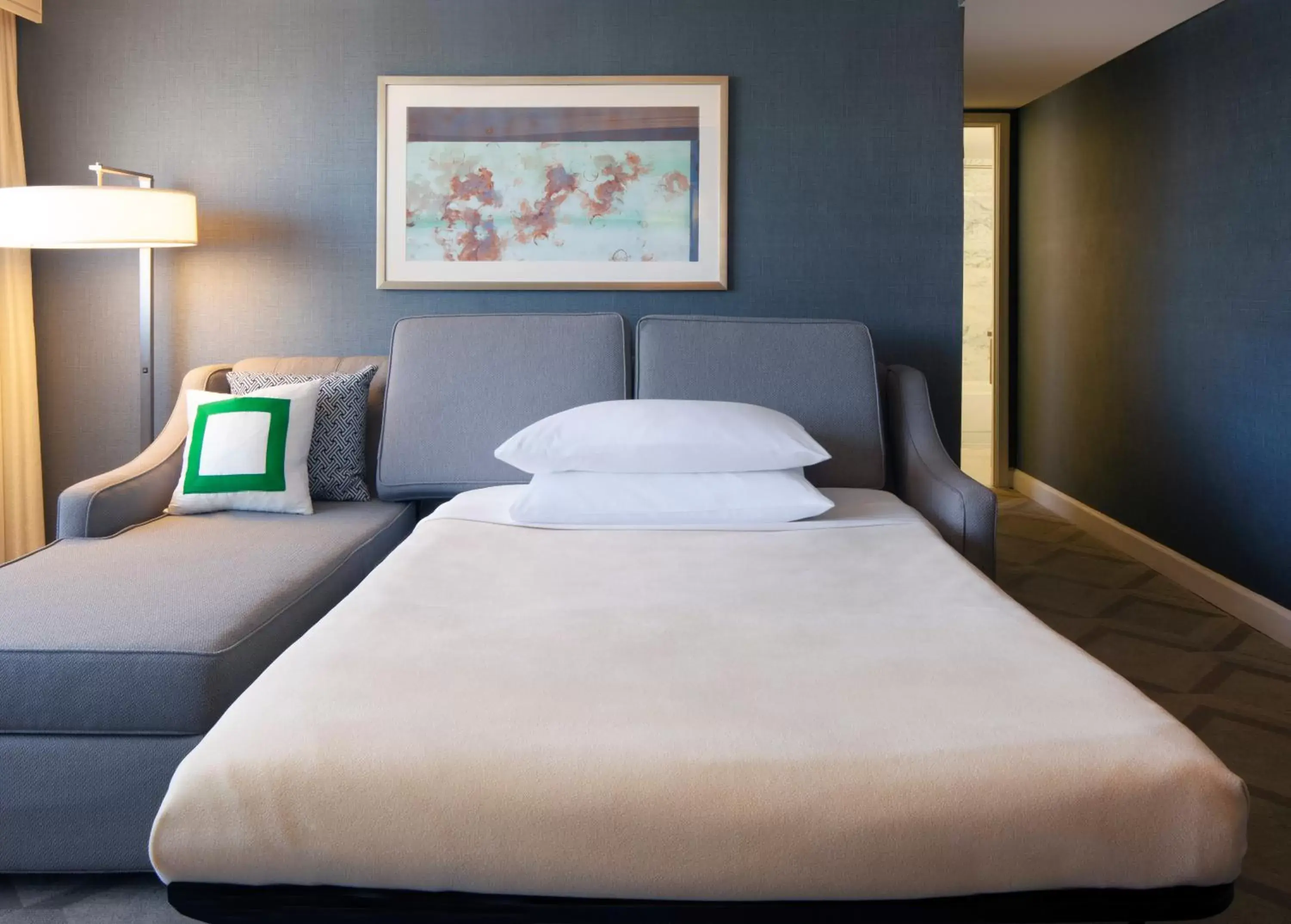 Bedroom, Bed in Melrose Georgetown Hotel Bedroom, Bed in Melrose Georgetown Hotel