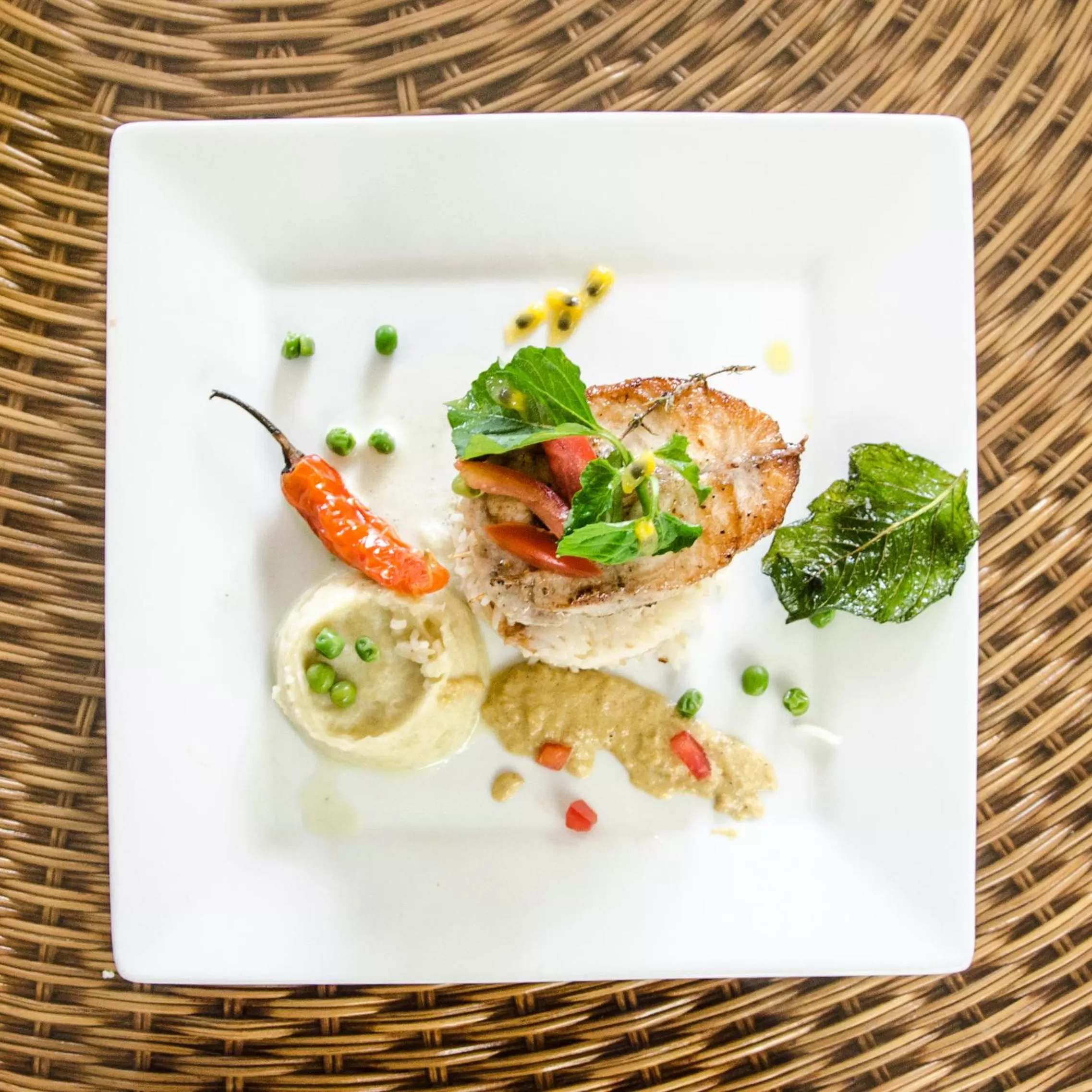 Lunch in Hotel Jardin de la Paix