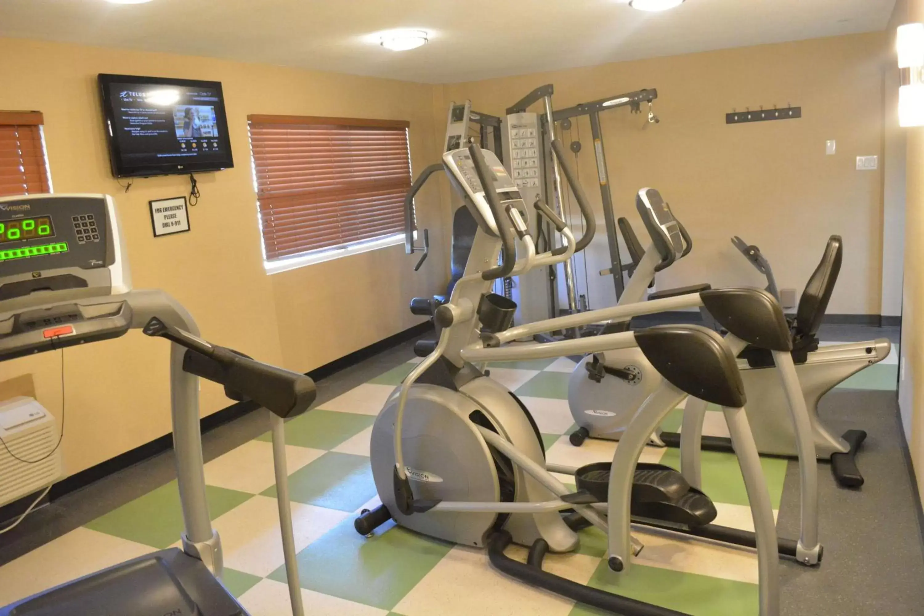 Fitness centre/facilities, Fitness Center/Facilities in Best Western Terrace Inn
