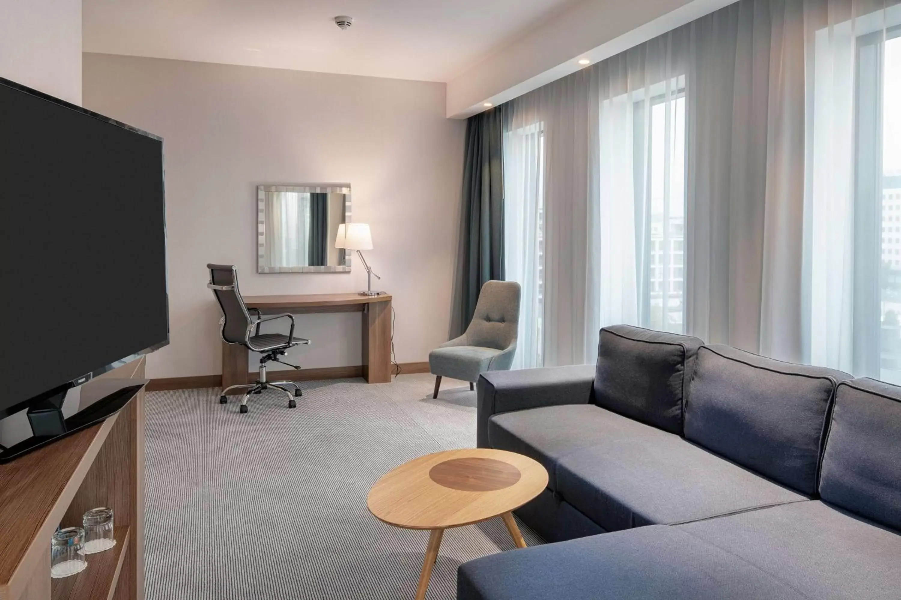 Bedroom, Seating Area in Hampton By Hilton Warsaw Mokotow