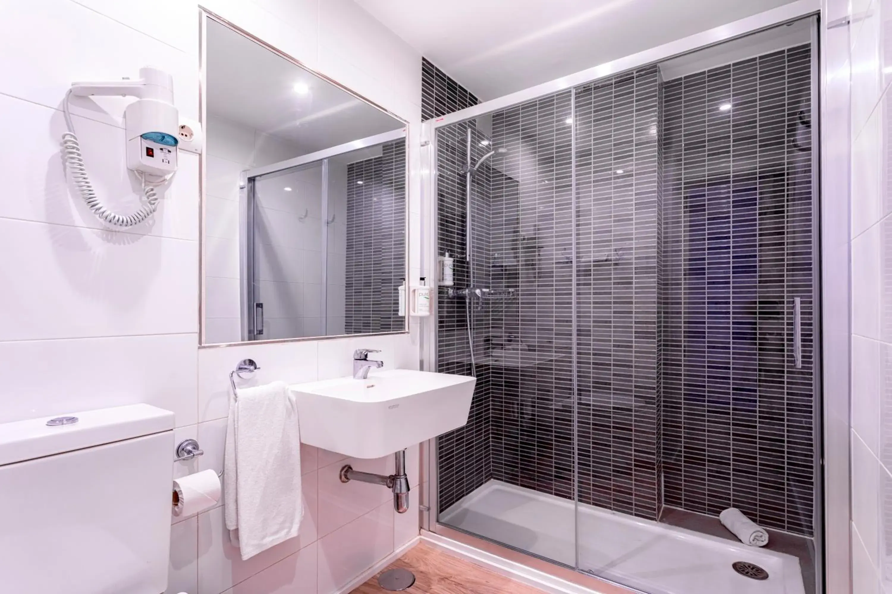 Double Room (2 Double Beds) in Palmasol Double Room (2 Double Beds) in Palmasol