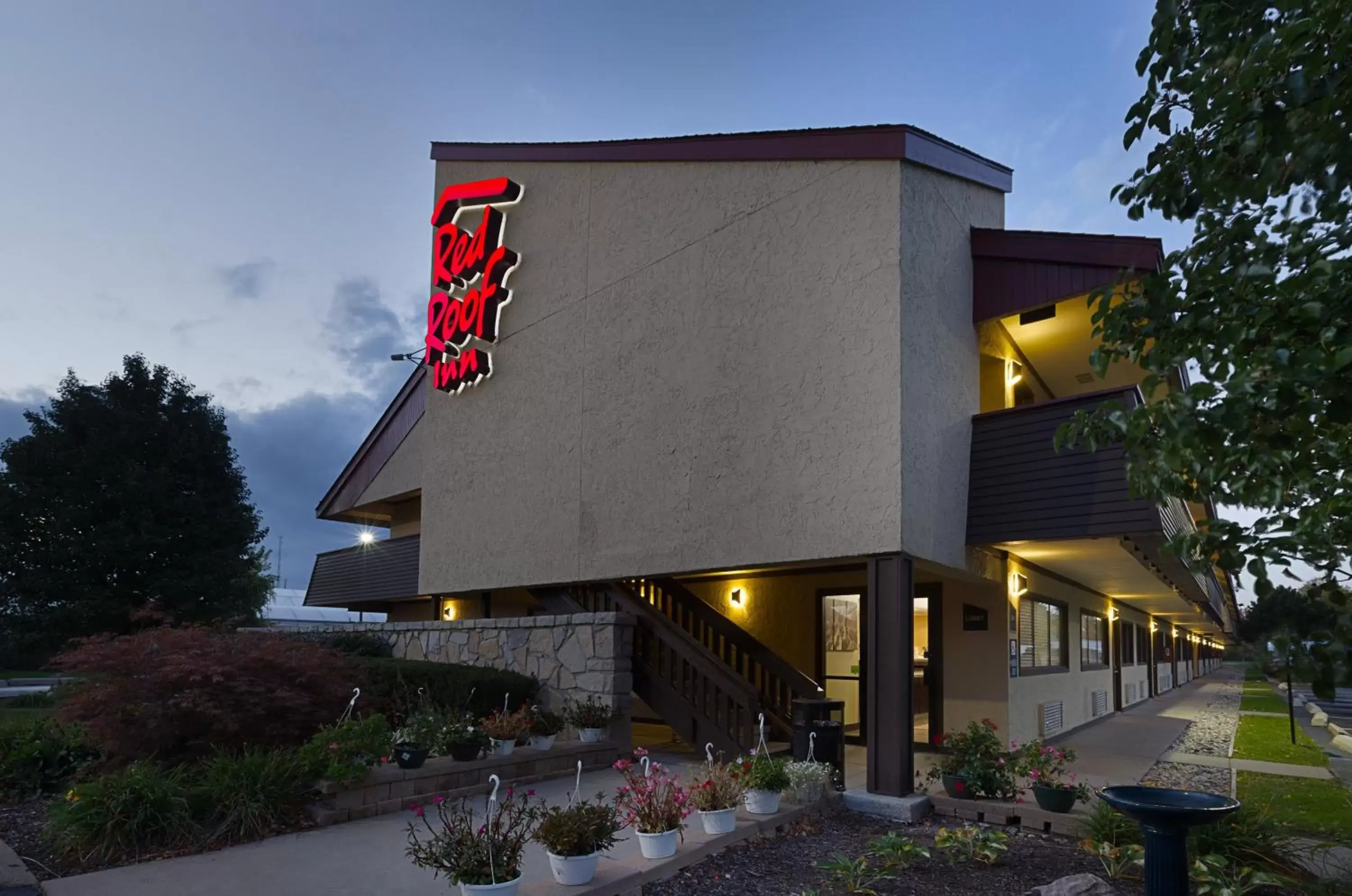 Property Building in Red Roof Inn Lansing West - MSU