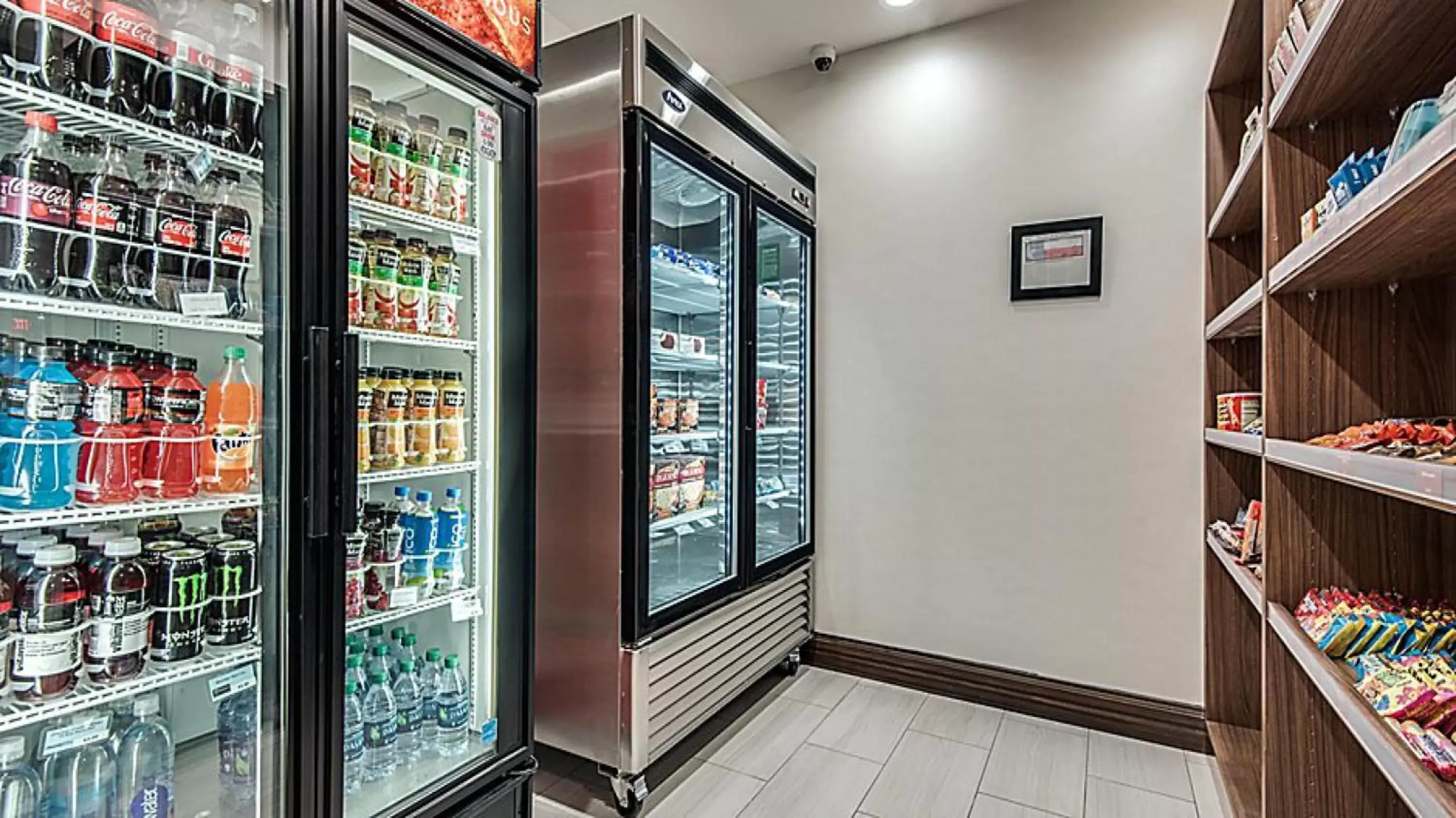 Lobby or reception in Holiday Inn Express Hotel & Suites Mount Pleasant by IHG Lobby or reception in Holiday Inn Express Hotel & Suites Mount Pleasant by IHG