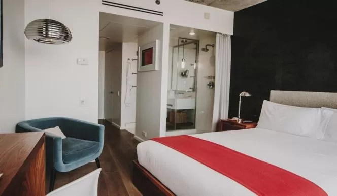 Photo of the whole room, Bed in Nolitan Hotel SoHo - New York